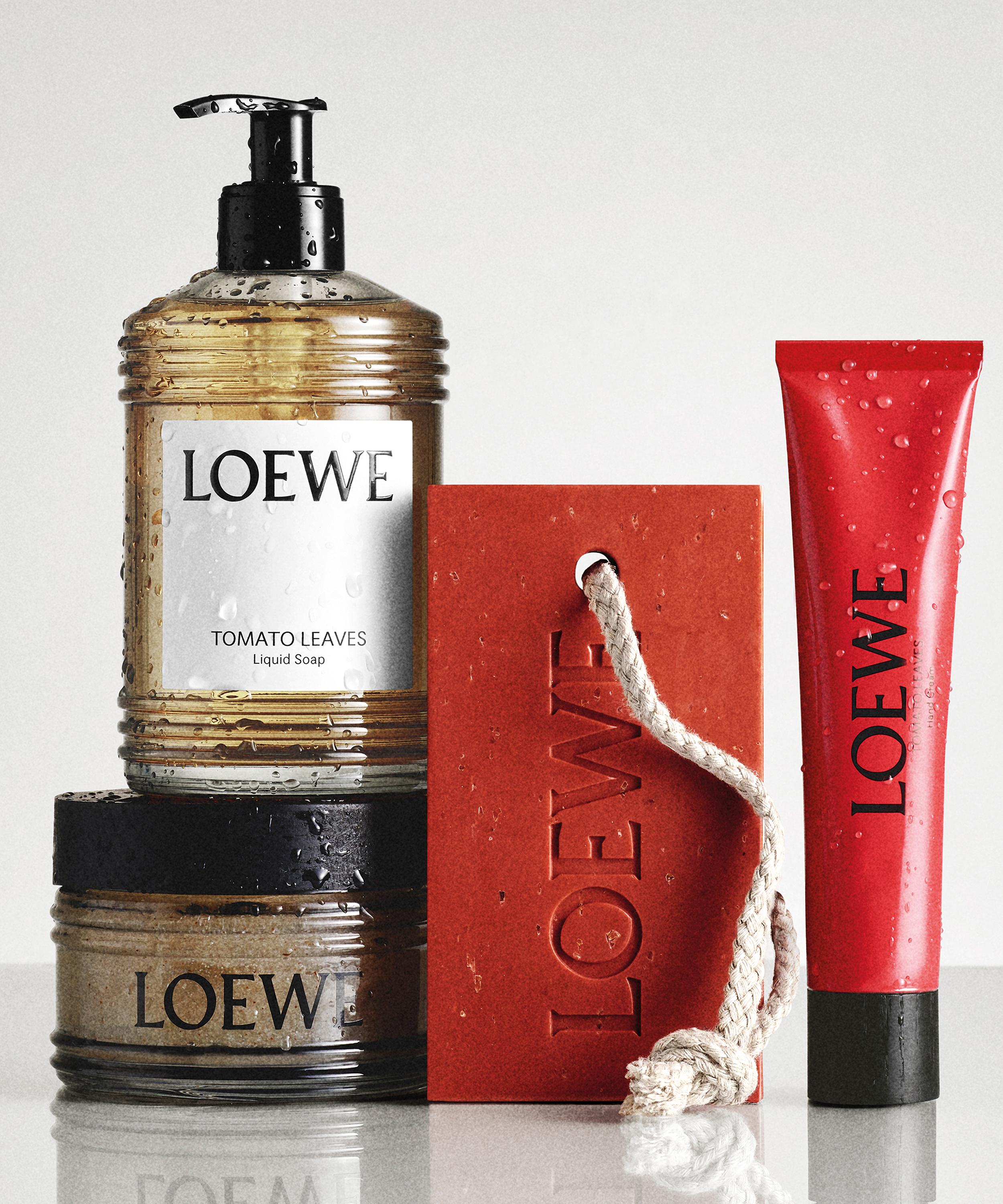 Loewe - Tomato Leaves Hand Cleanser 360ml image number 3