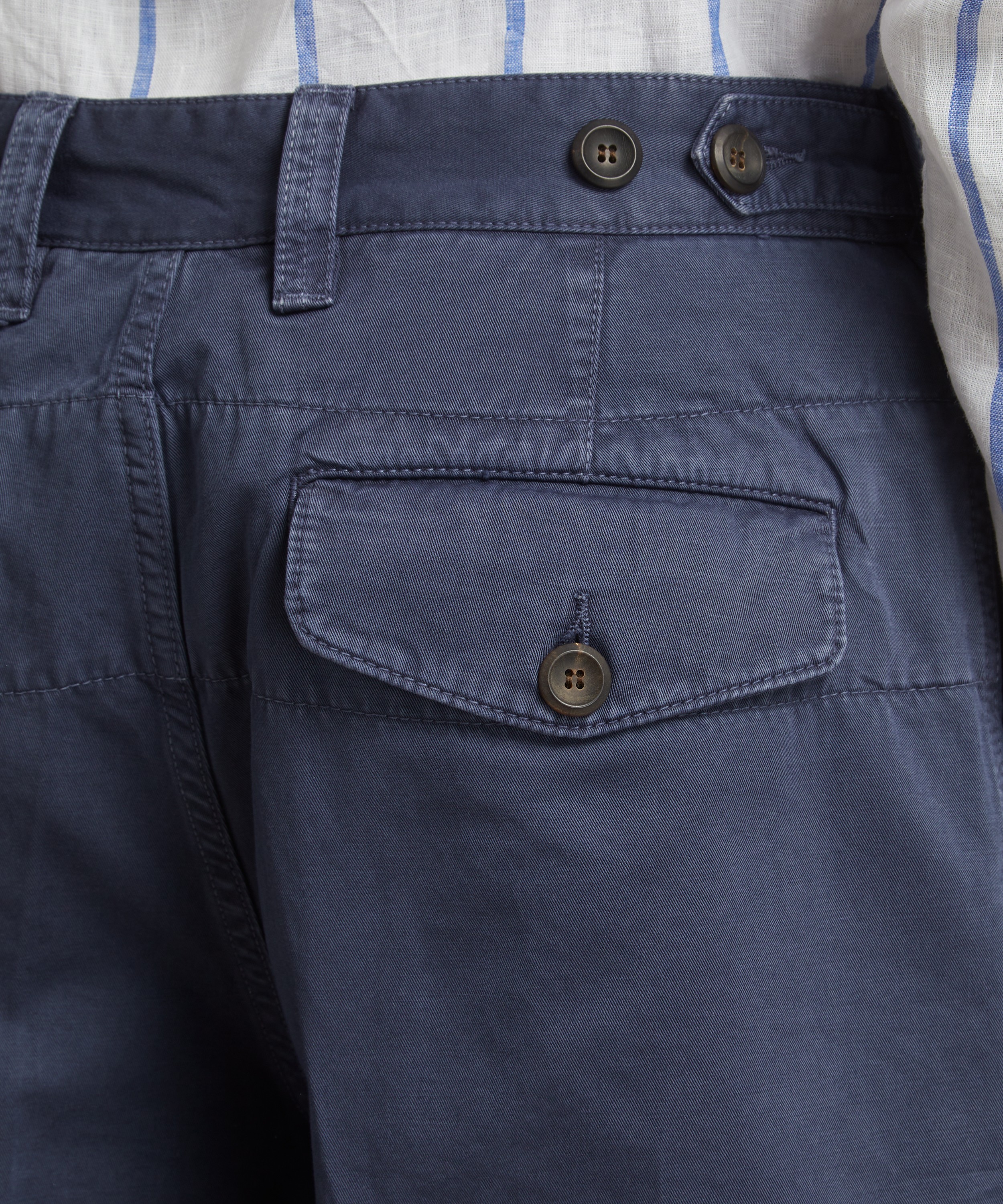 Drakes - Cotton Twill Single-Pleat Shorts image number 4