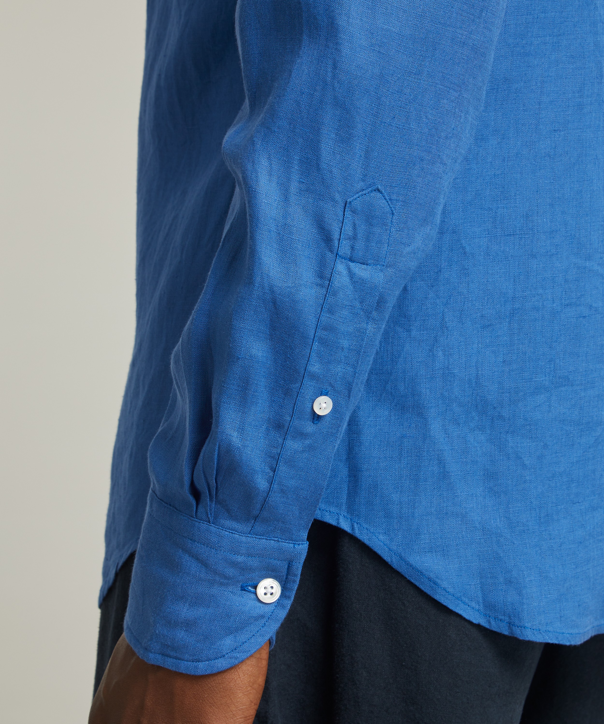 Drakes - Long Sleeved Spread Collar Shirt image number 4