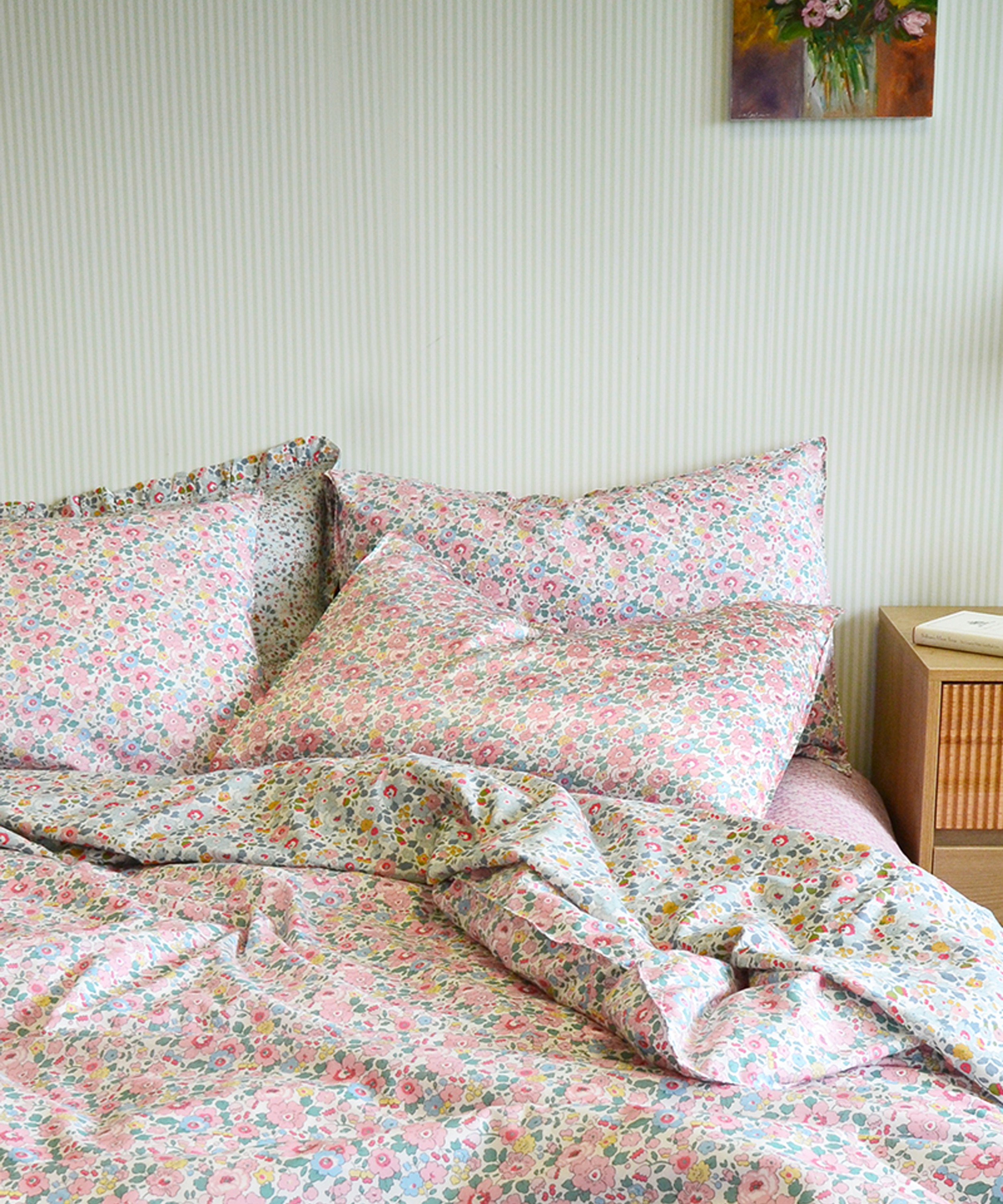 Coco & Wolf - Betsy Candy Floss Single Duvet Cover Set image number 1
