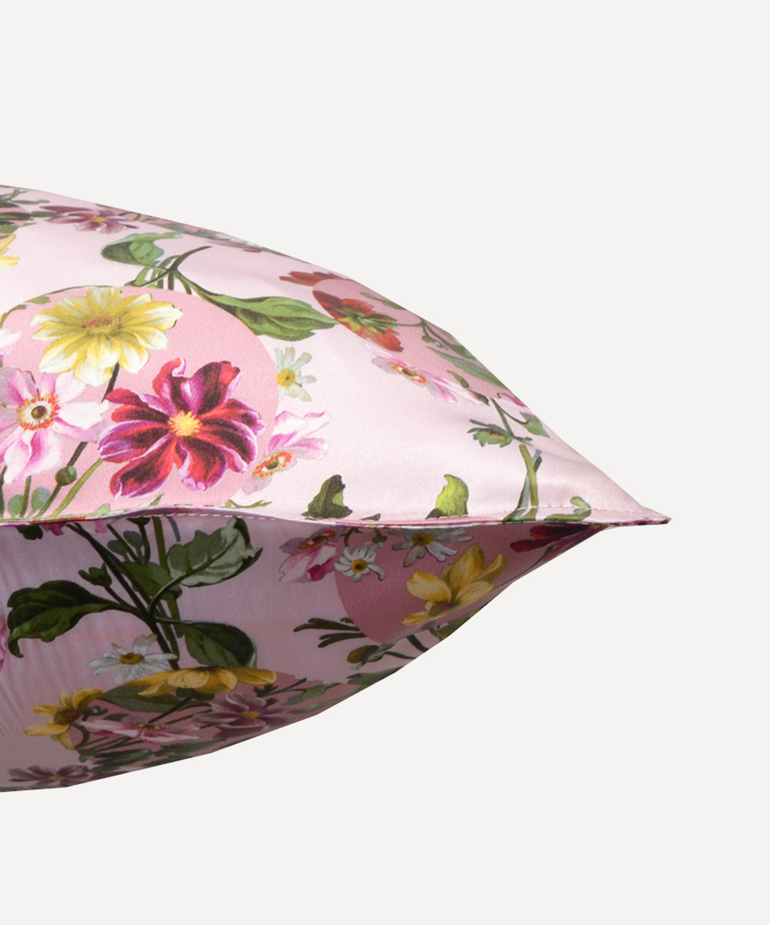 Coco & Wolf - Covington Silk Pillowcases Set of Two image number 2