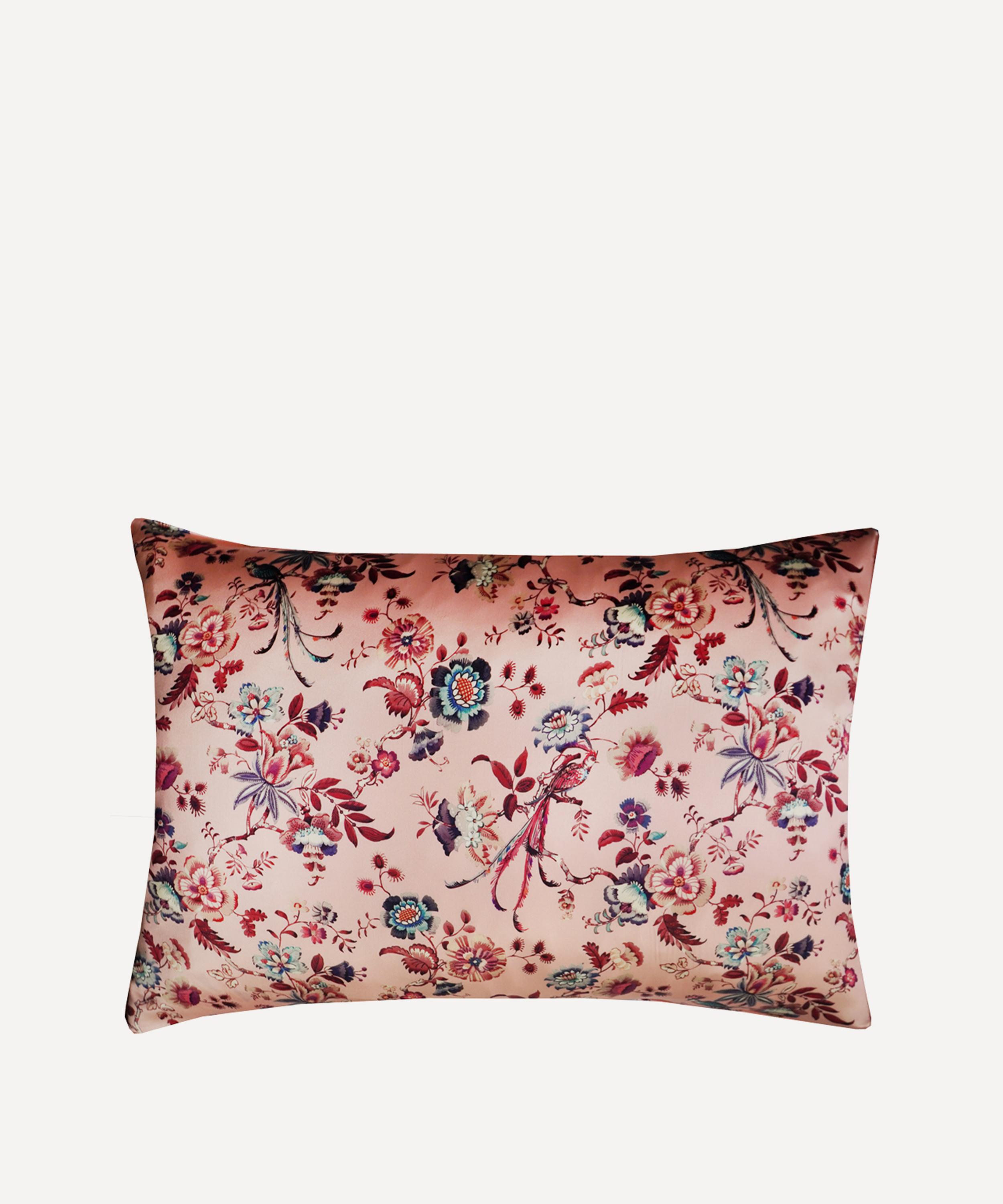 Coco & Wolf - Jannah Silk Pillowcases Set of Two image number 2