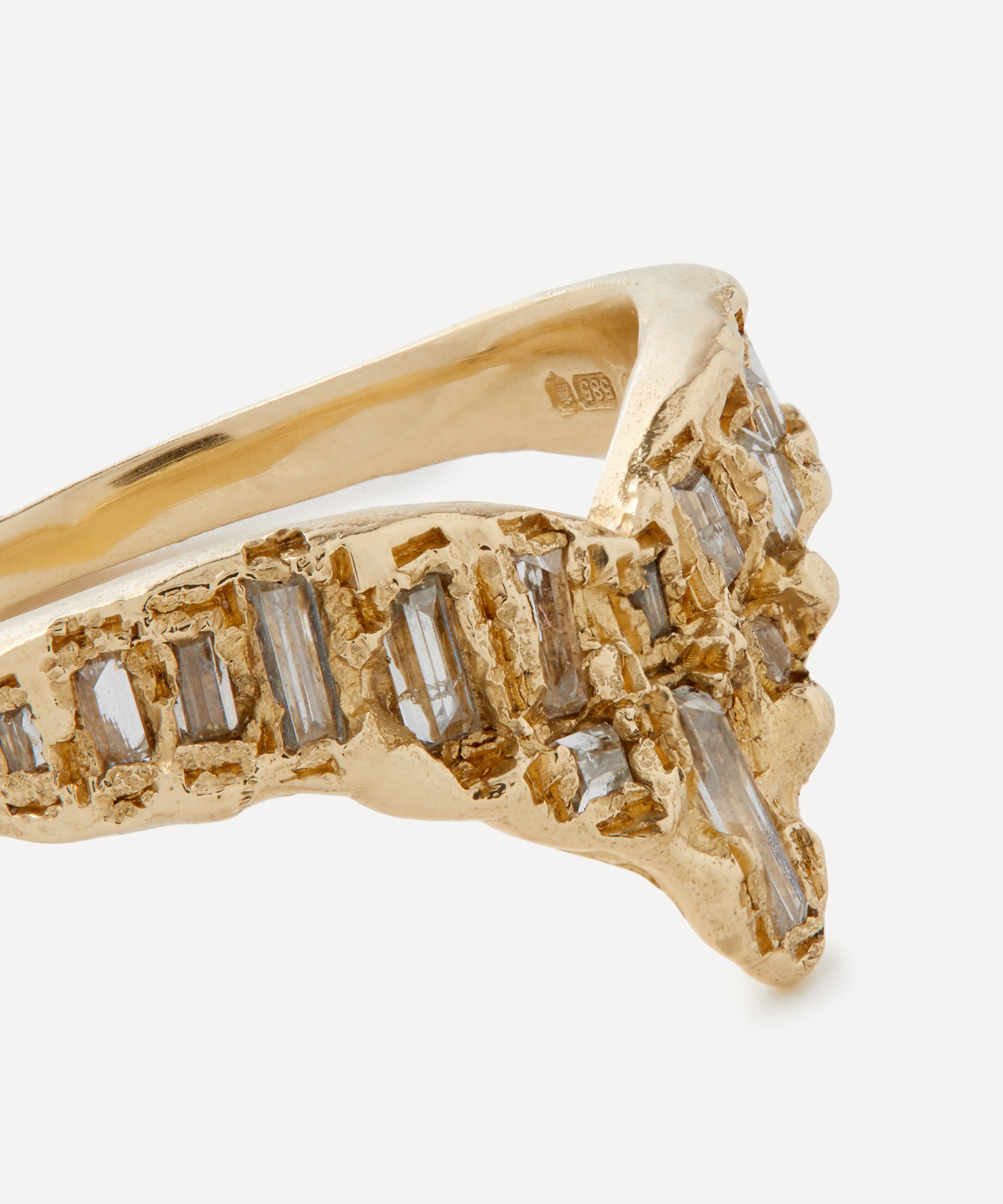 Ellis Mhairi Cameron - 14ct Gold Baguette X White Diamonds V Shape Scatter Ring image number 1