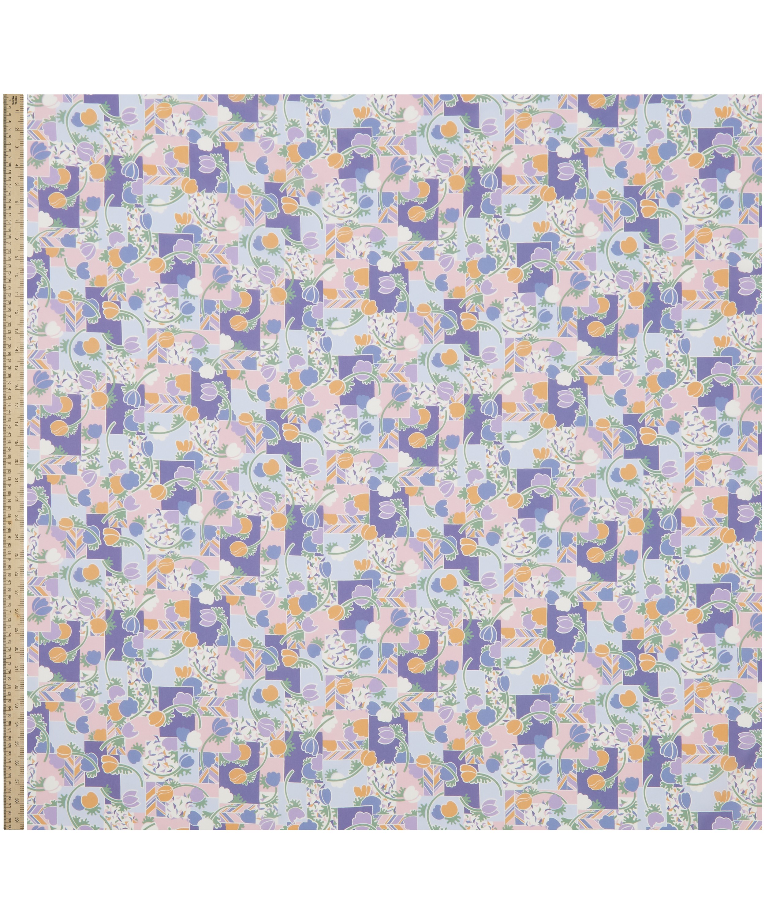 Liberty Fabrics - Patchwork Tulips Organic Tana Lawn™ Cotton image number 1