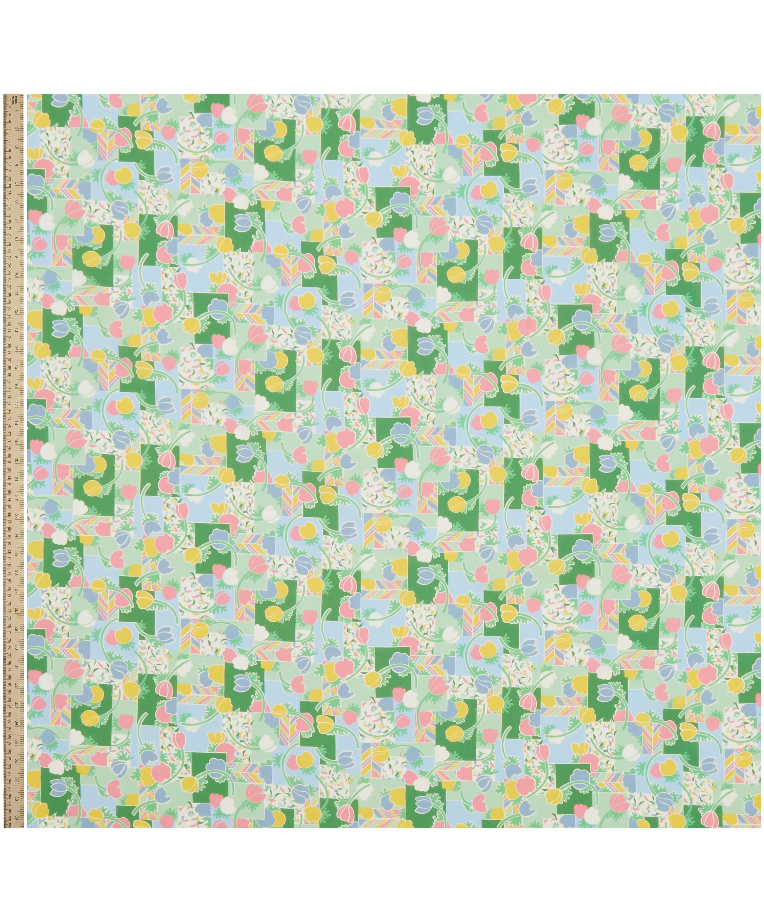 Liberty Fabrics - Patchwork Tulips Organic Tana Lawn™ Cotton image number 1