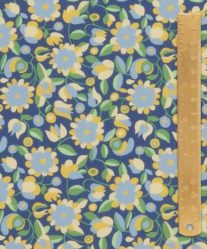 Liberty Fabrics - Ceramicist’s Blooms Organic Tana Lawn™ Cotton image number 4