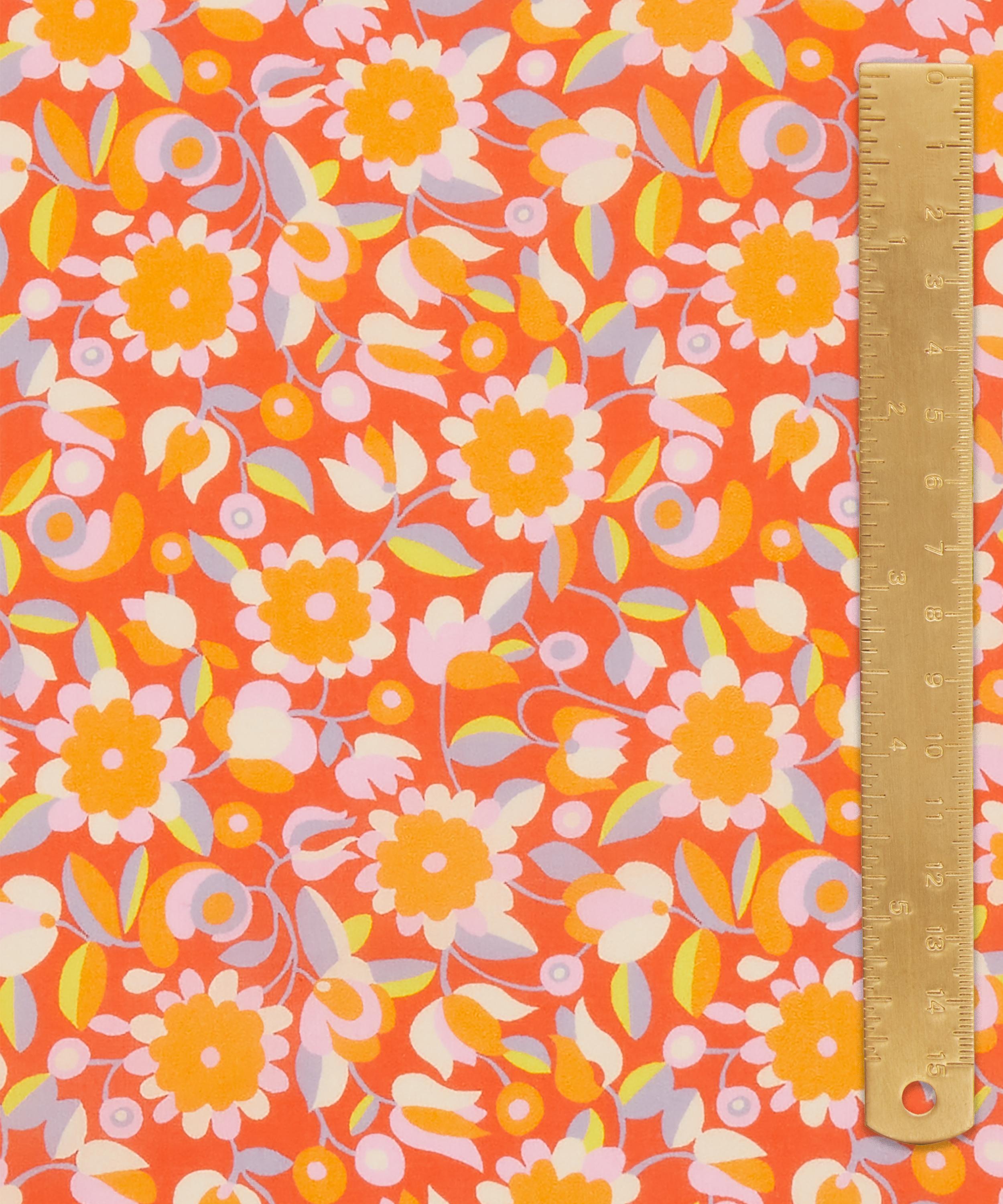 Liberty Fabrics - Ceramicist’s Blooms Organic Tana Lawn™ Cotton image number 4