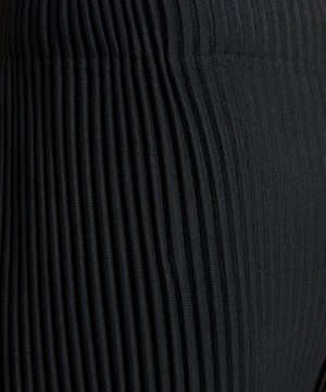 Homme Plisse Issey Miyake - MC February Pleated Tapered Trousers image number 4