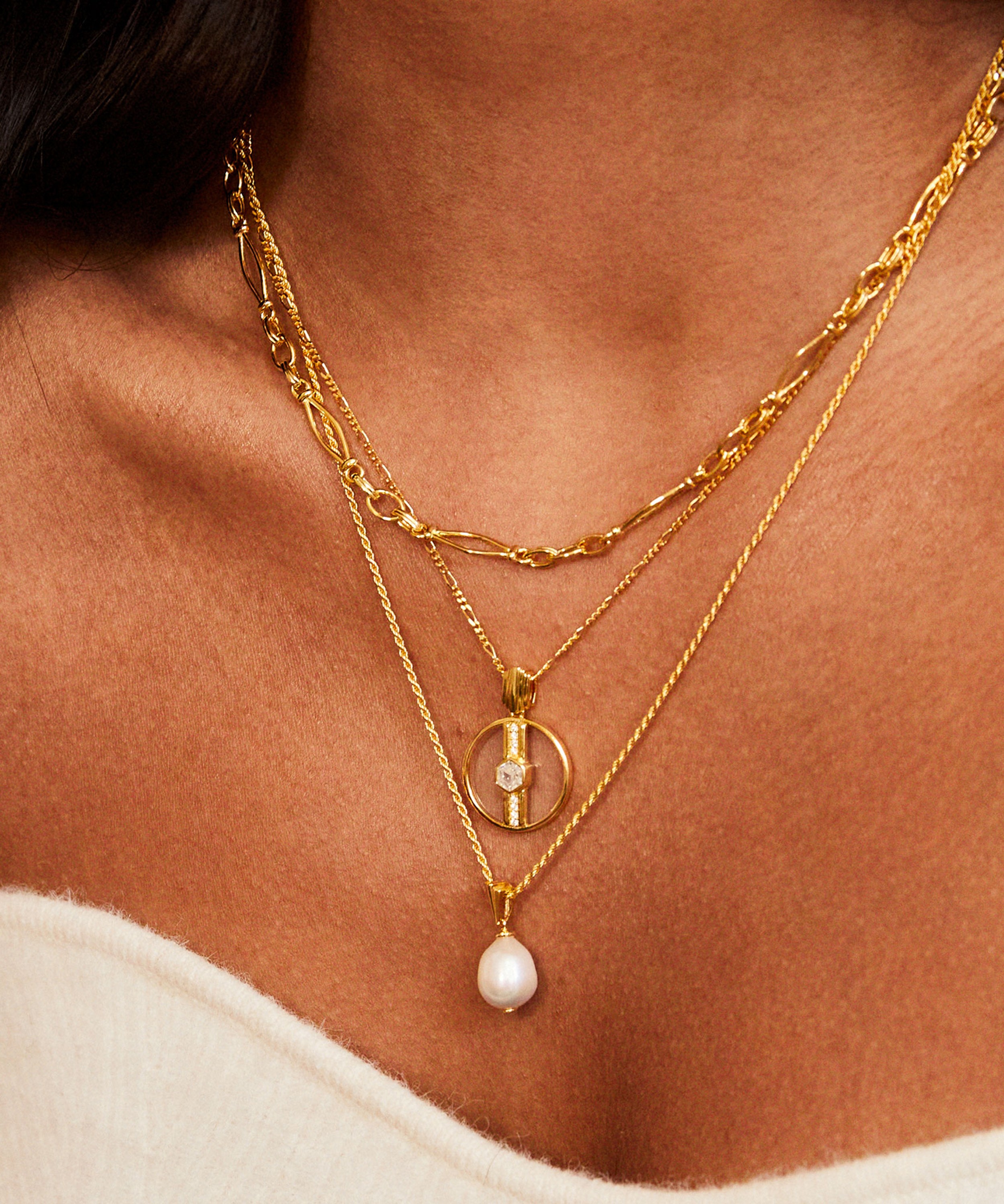 V by Laura Vann - 18ct Gold-Plated Coco Pearl Pendant Necklace image number 1