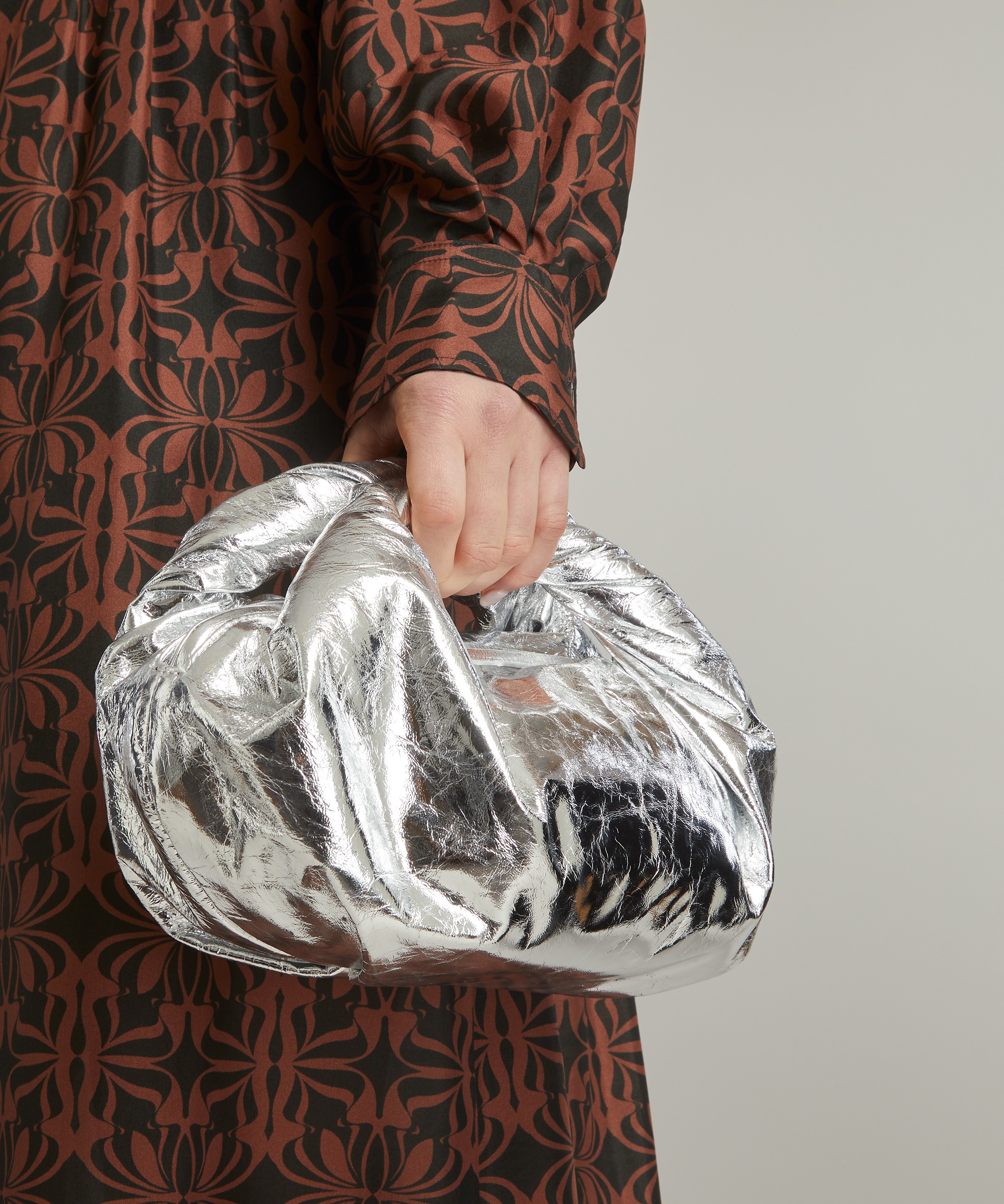 Dries Van Noten - Twisted Handle Metallic Tote Bag image number 1