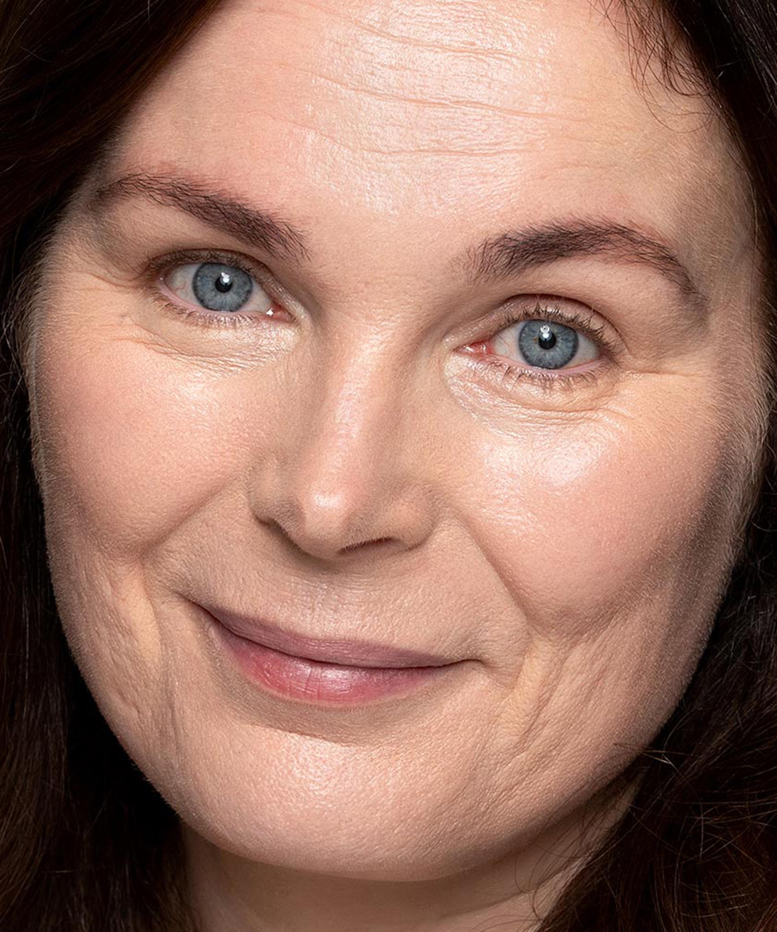 Trinny London - Just A Touch 4g image number 3