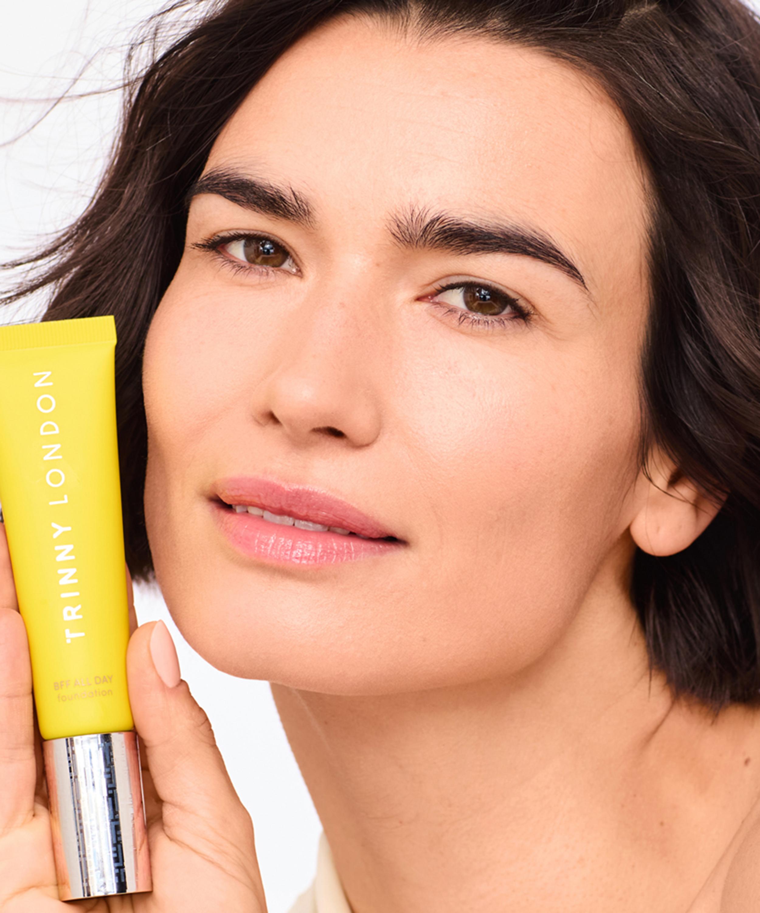 Trinny London - BFF All Day 30ml image number 3