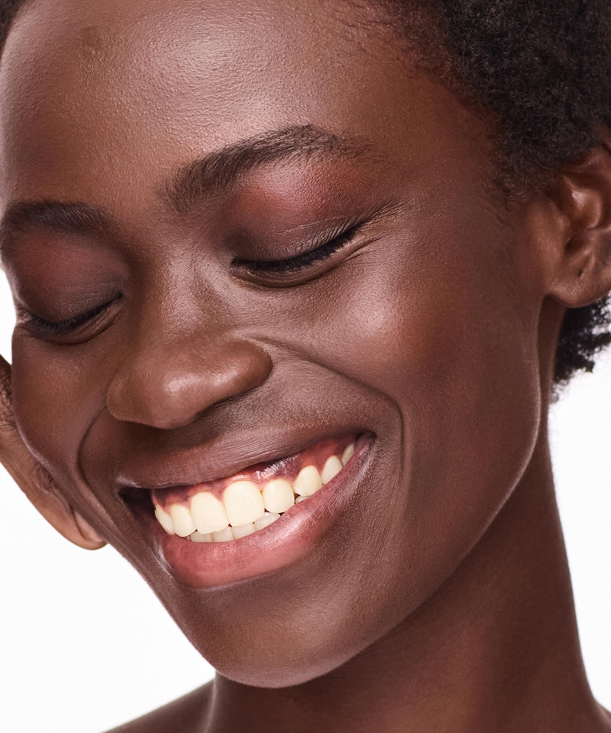 Trinny London - BFF All Day 30ml image number 2