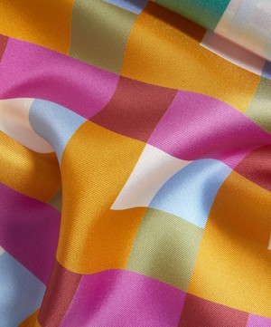 Liberty Fabrics - Big Grate Silk Twill image number 1