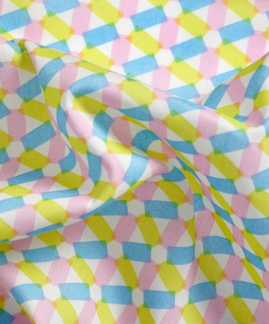 Liberty Fabrics - Hexagon Tana Lawn™ Cotton image number 1