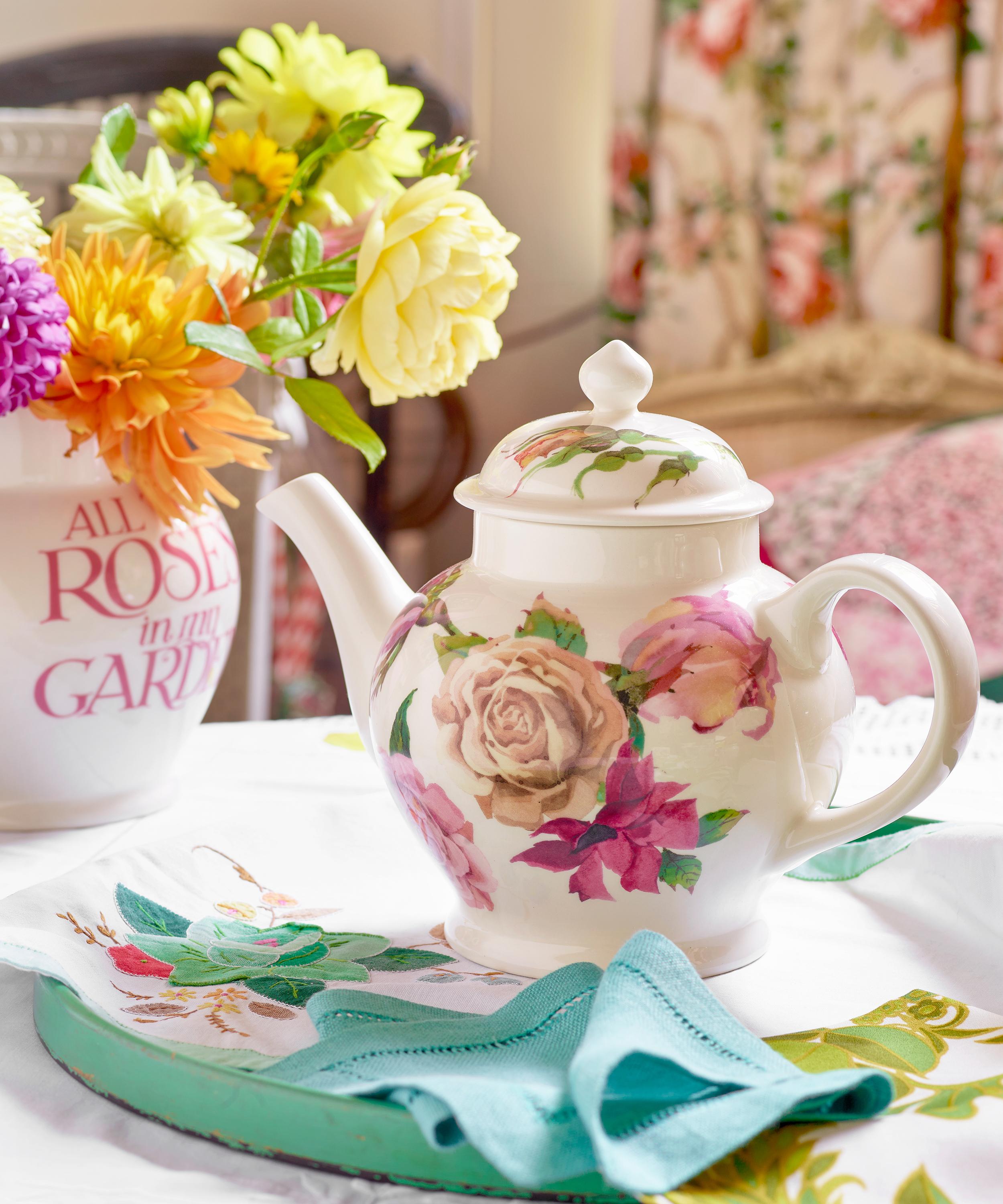 Emma Bridgewater Roses All My Life Four Mug Teapot