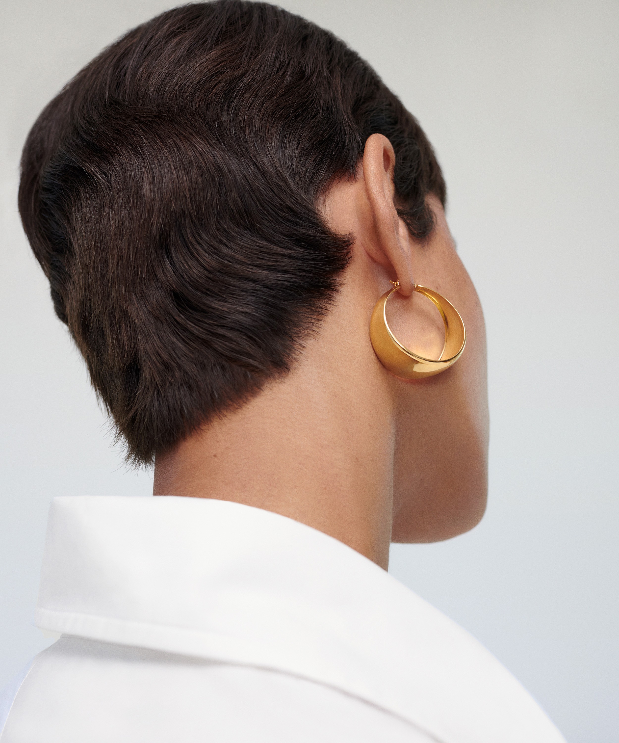 Monica Vinader - Kate Young 18ct Gold-Plated Vermeil Silver Large Hoop Earrings image number 3