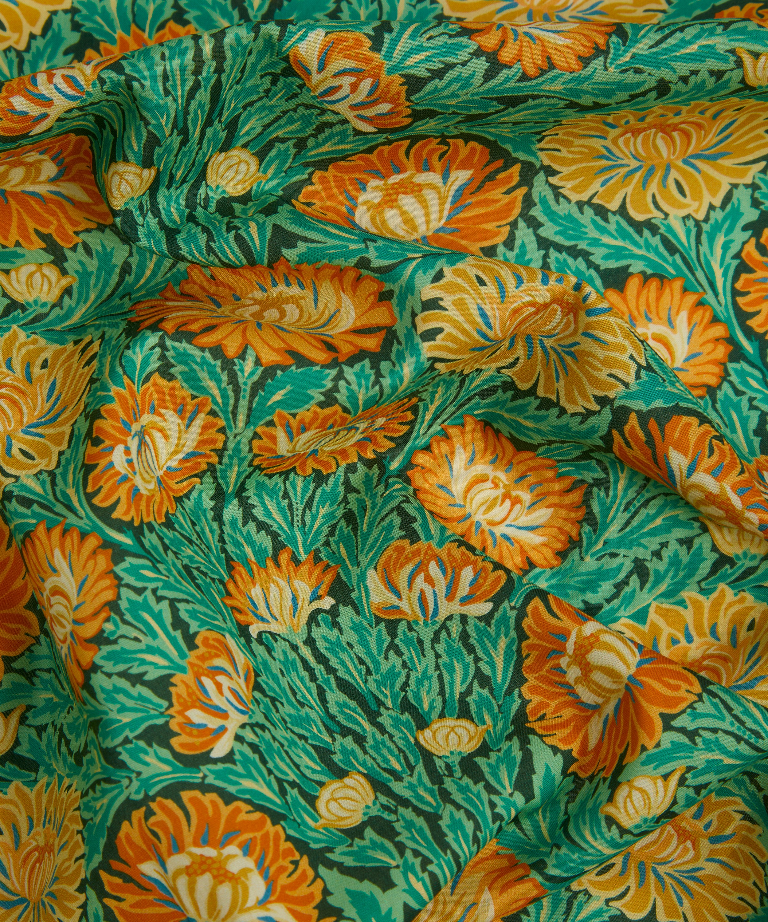 Liberty Fabrics - Cynthia Nouveau Organic Tana Lawn™ Cotton image number 3