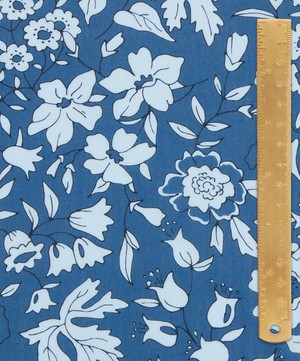 Liberty Fabrics - Emma Bloom Organic Tana Lawn™ Cotton image number 4