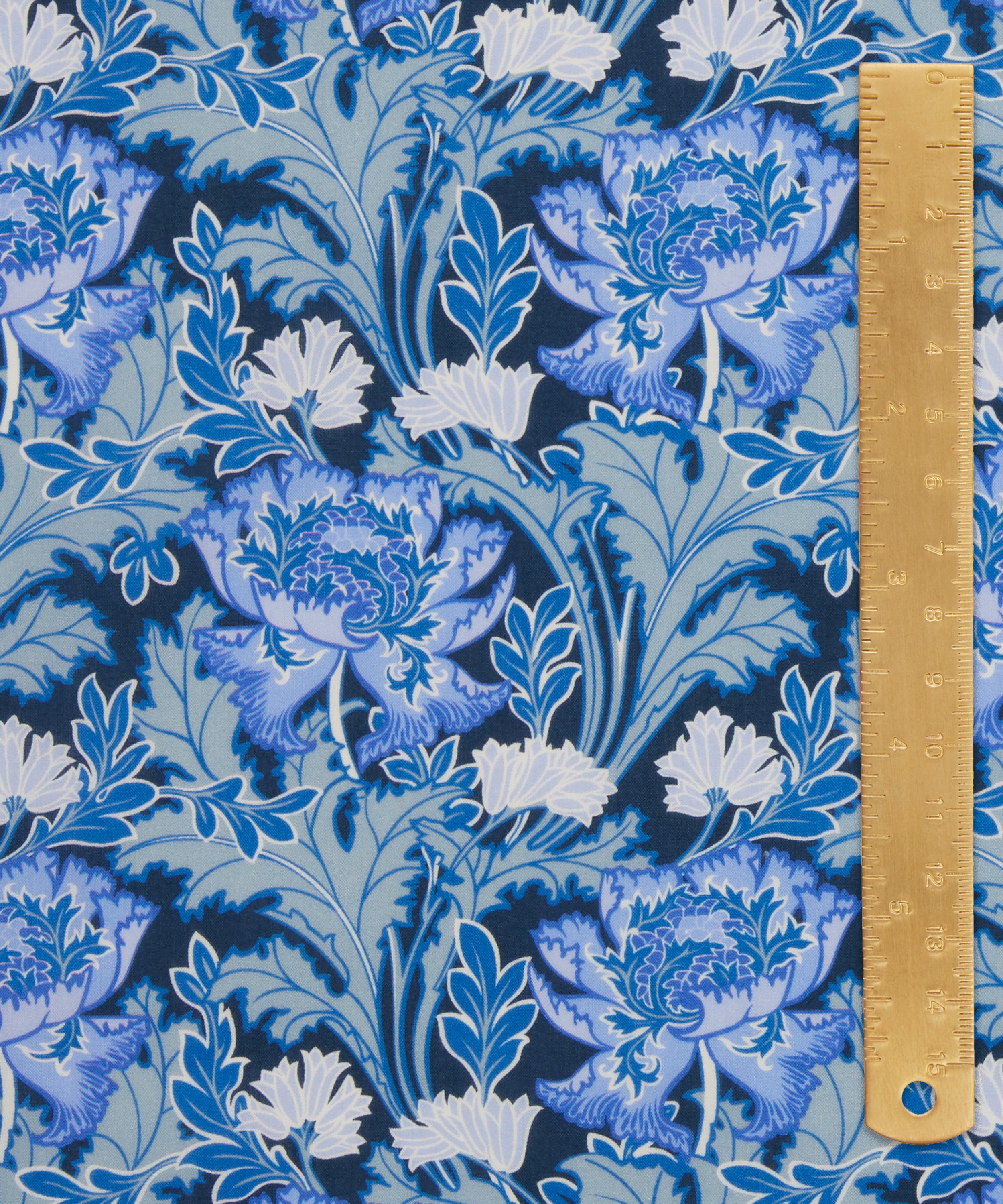 Liberty Fabrics - Poppy Flair Organic Tana Lawn™ Cotton image number 3