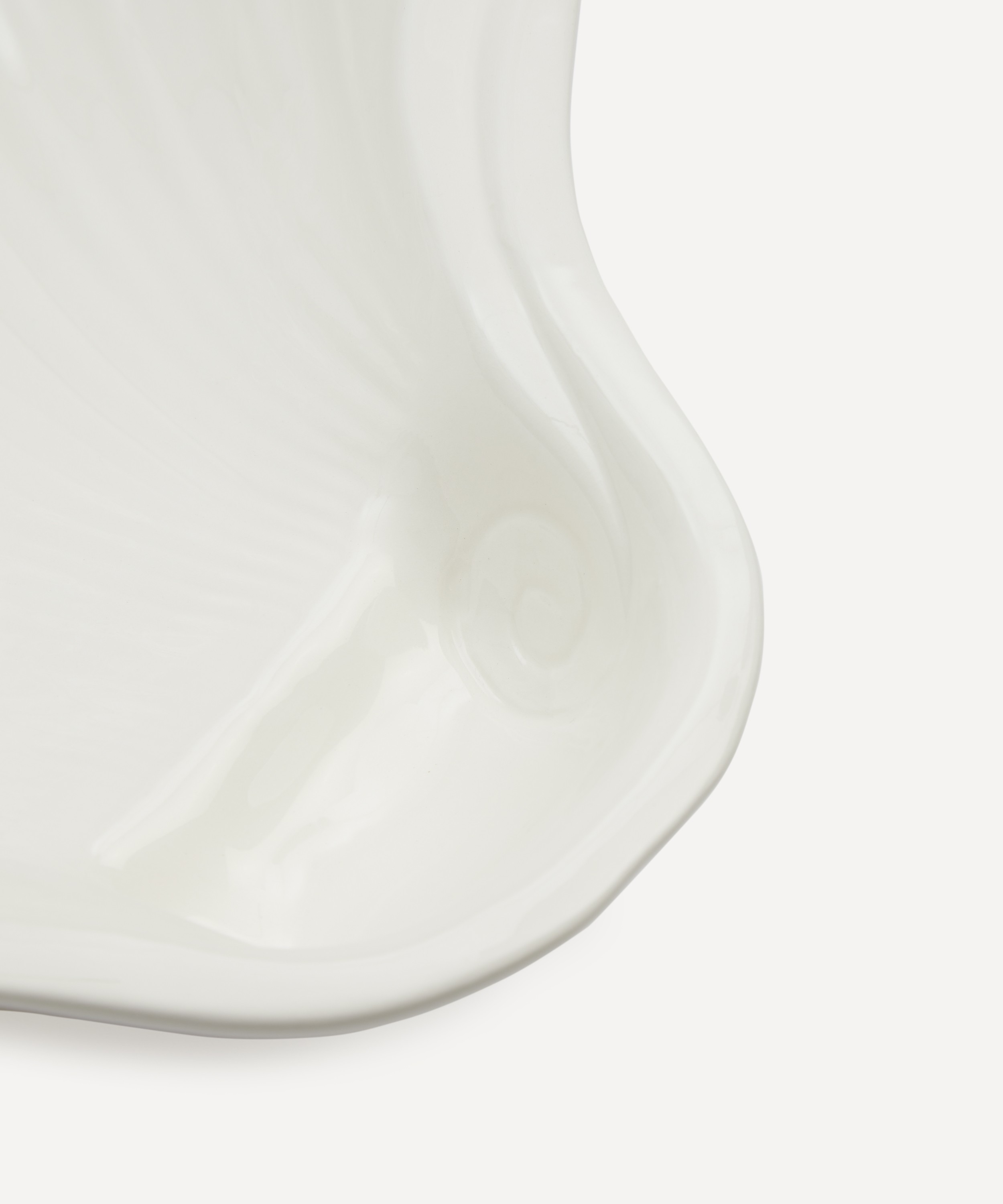 Barettoni - Ceramic Shell Bowl image number 4