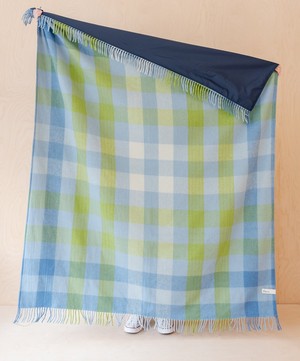 The Tartan Blanket Co. - Blue Gradient Gingham Wool Picnic Blanket image number 1