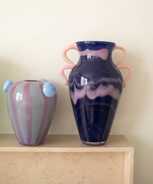 Vaisselle - Mega Double Handle Vase image number 2