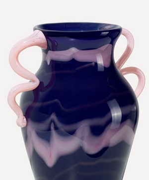 Vaisselle - Mega Double Handle Vase image number 3