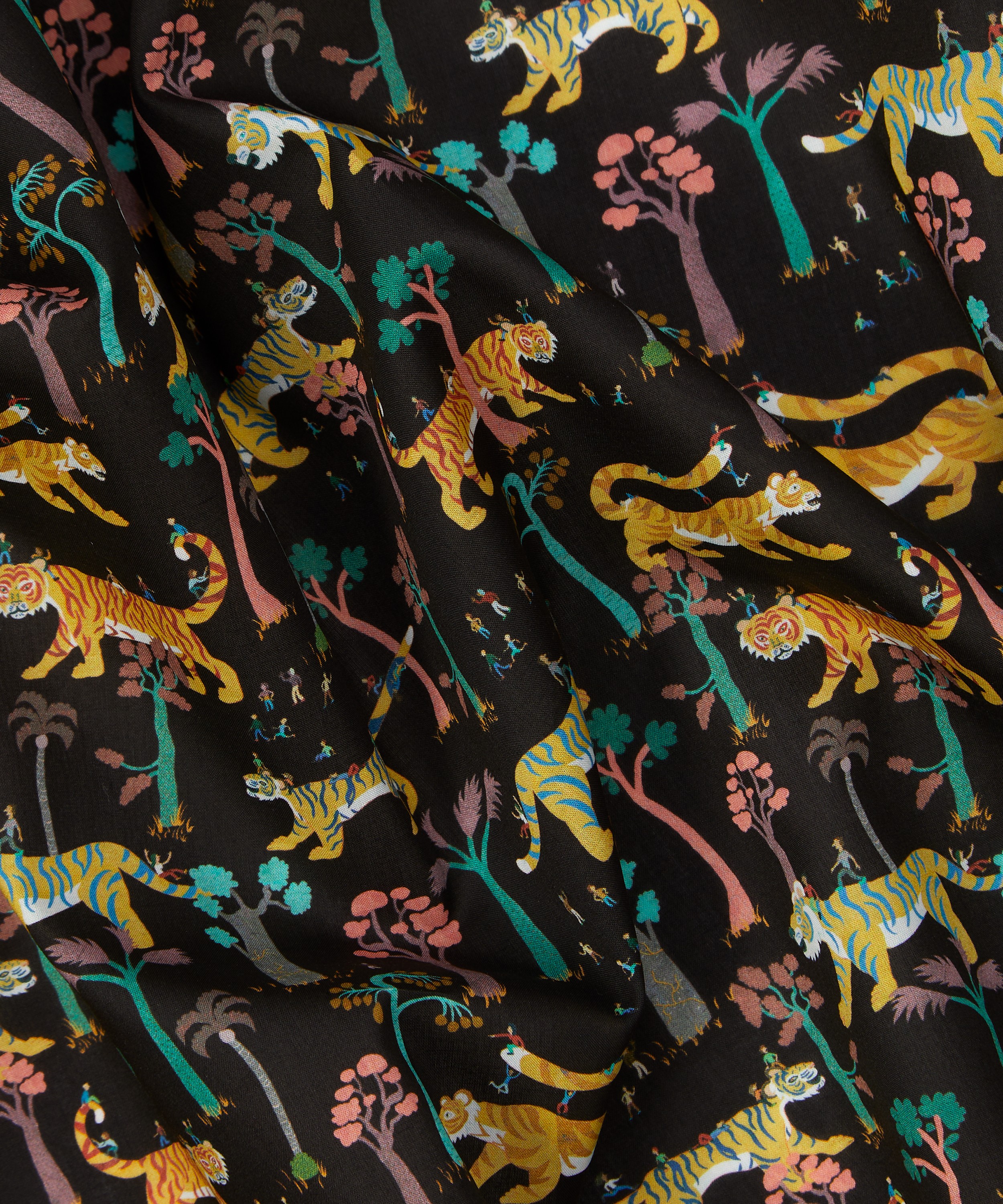 Liberty Fabrics - Tigers Touring Organic Tana Lawn™ Cotton image number 3