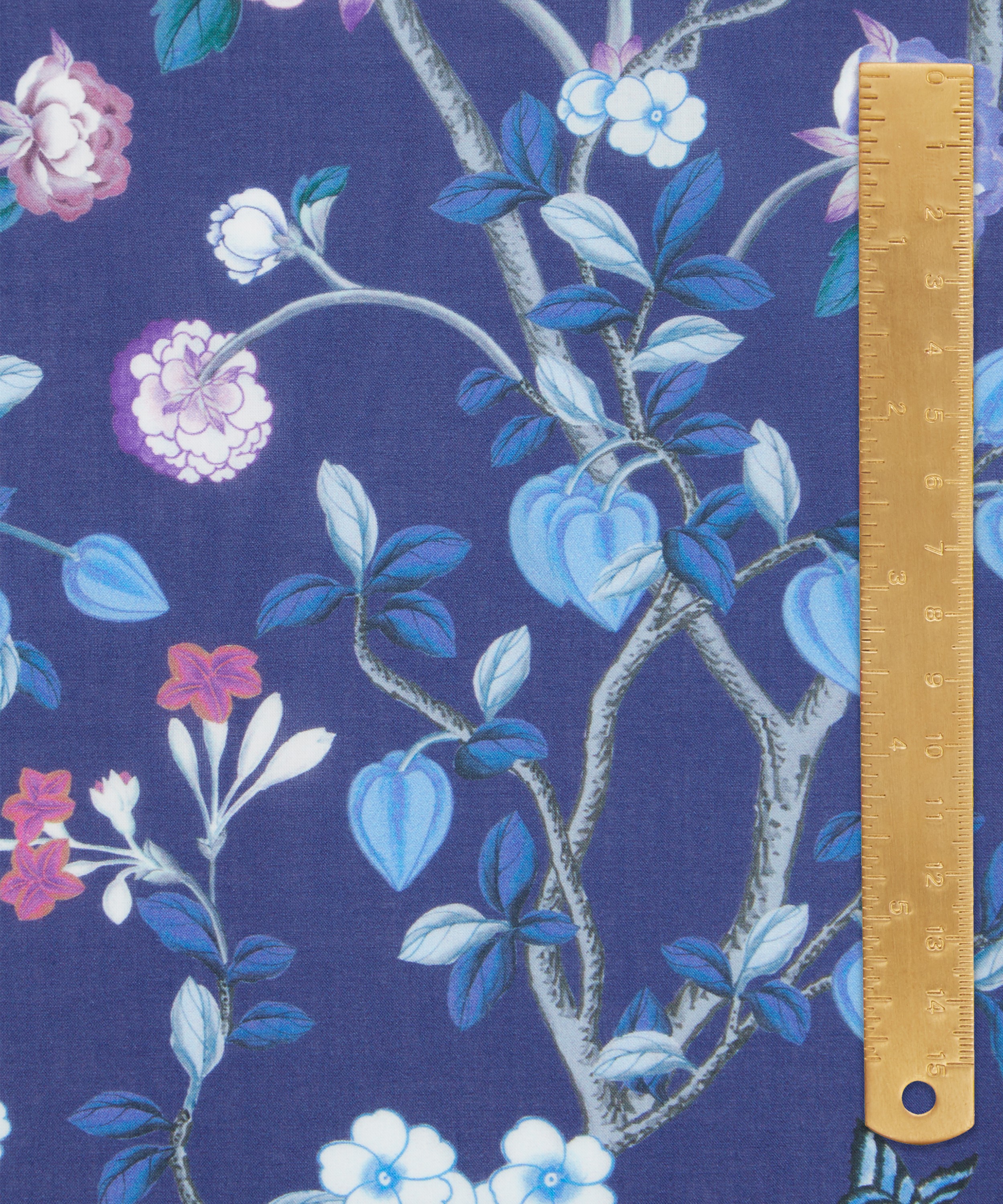 Liberty Fabrics - Chinoiserie Dream Tana Lawn™ Cotton image number 4