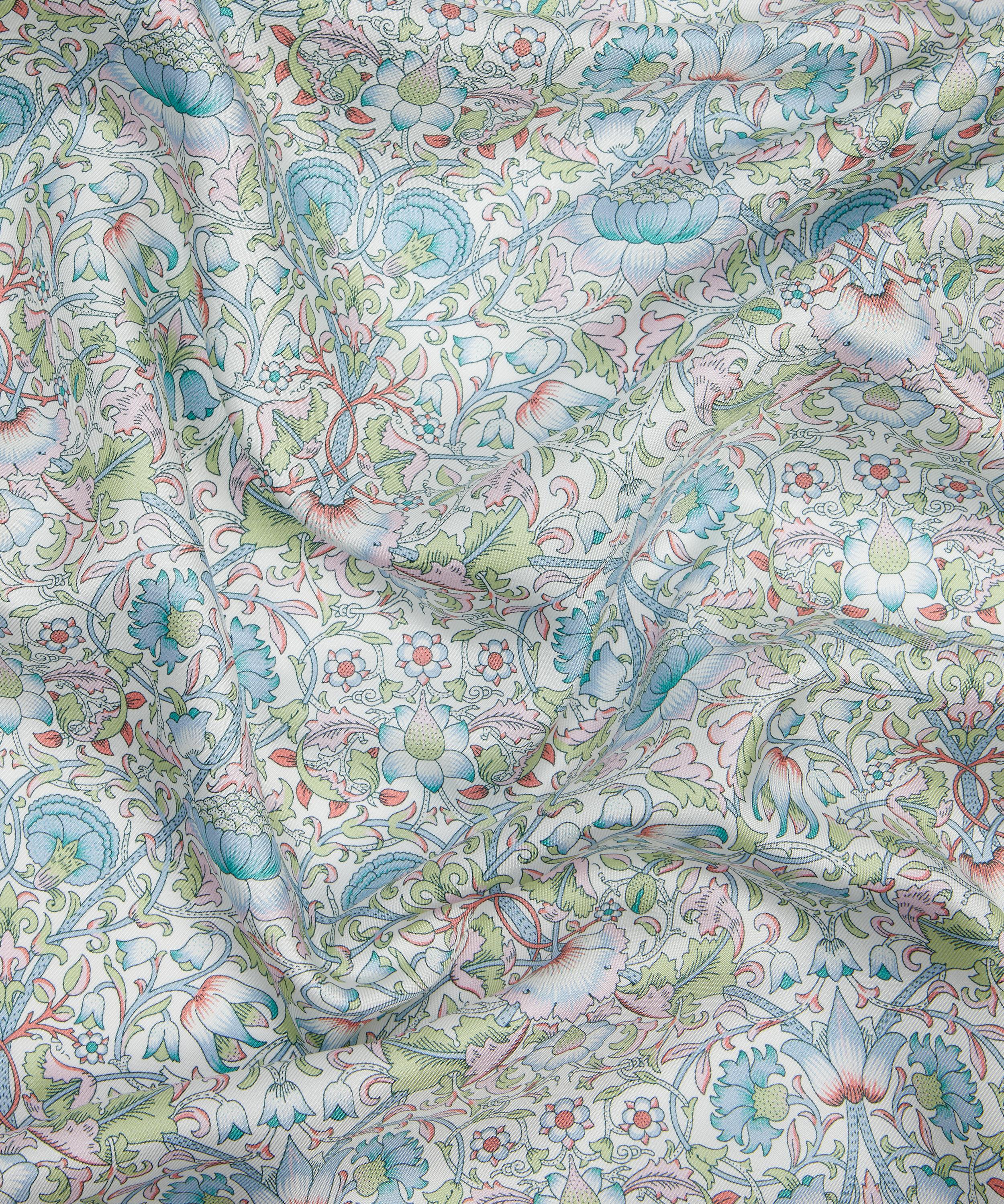 Liberty - Lodden Silk Twill image number 3