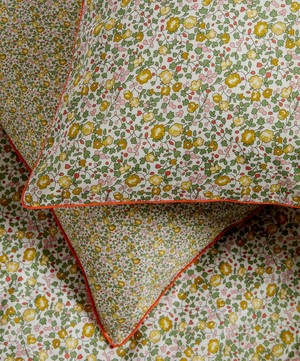 Liberty - Eloise Buds Tana Lawn™ Cotton Single Duvet Cover Set image number 2