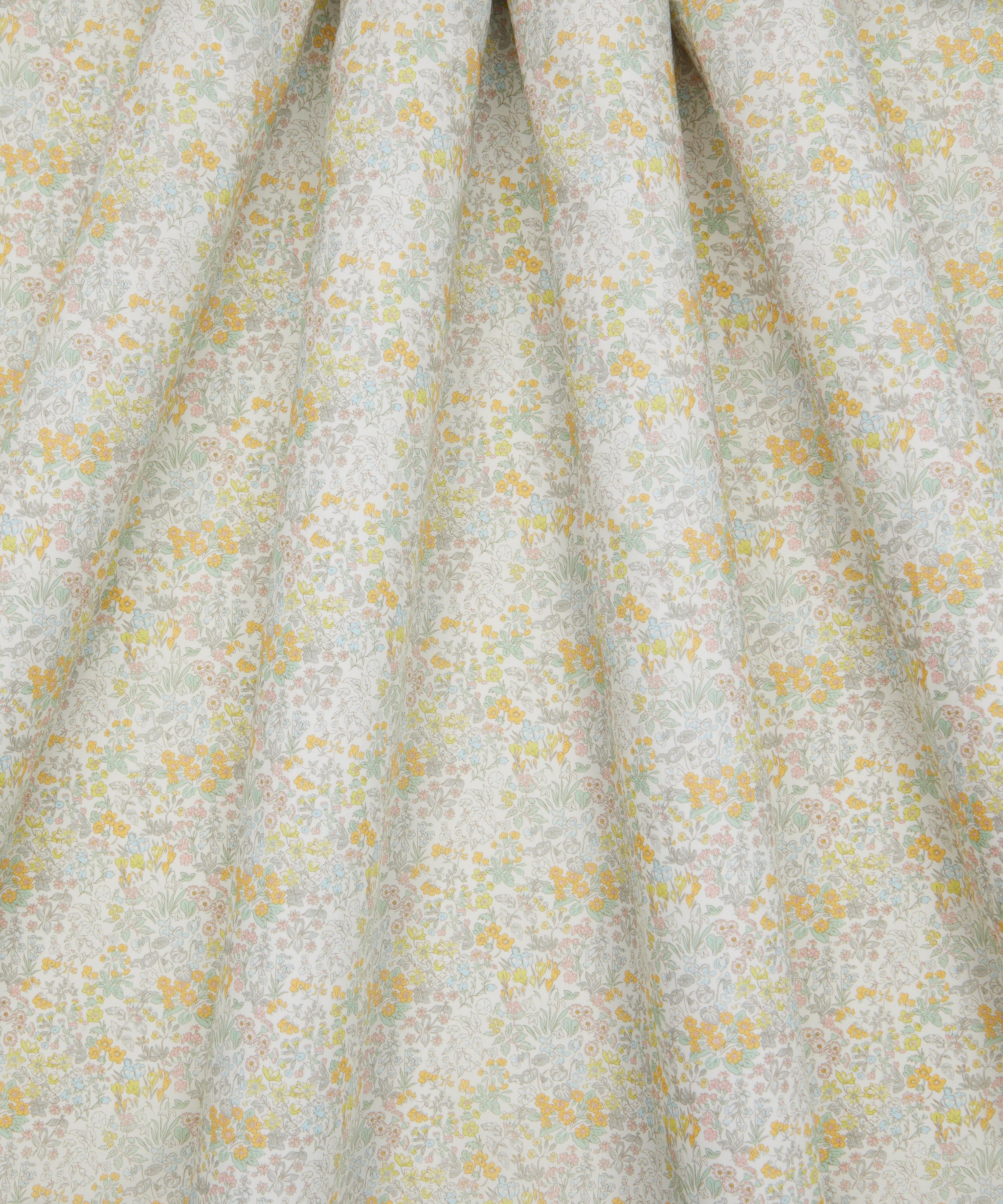Liberty Fabrics - Spring Flowers Organic Tana Lawn™ Cotton image number 2