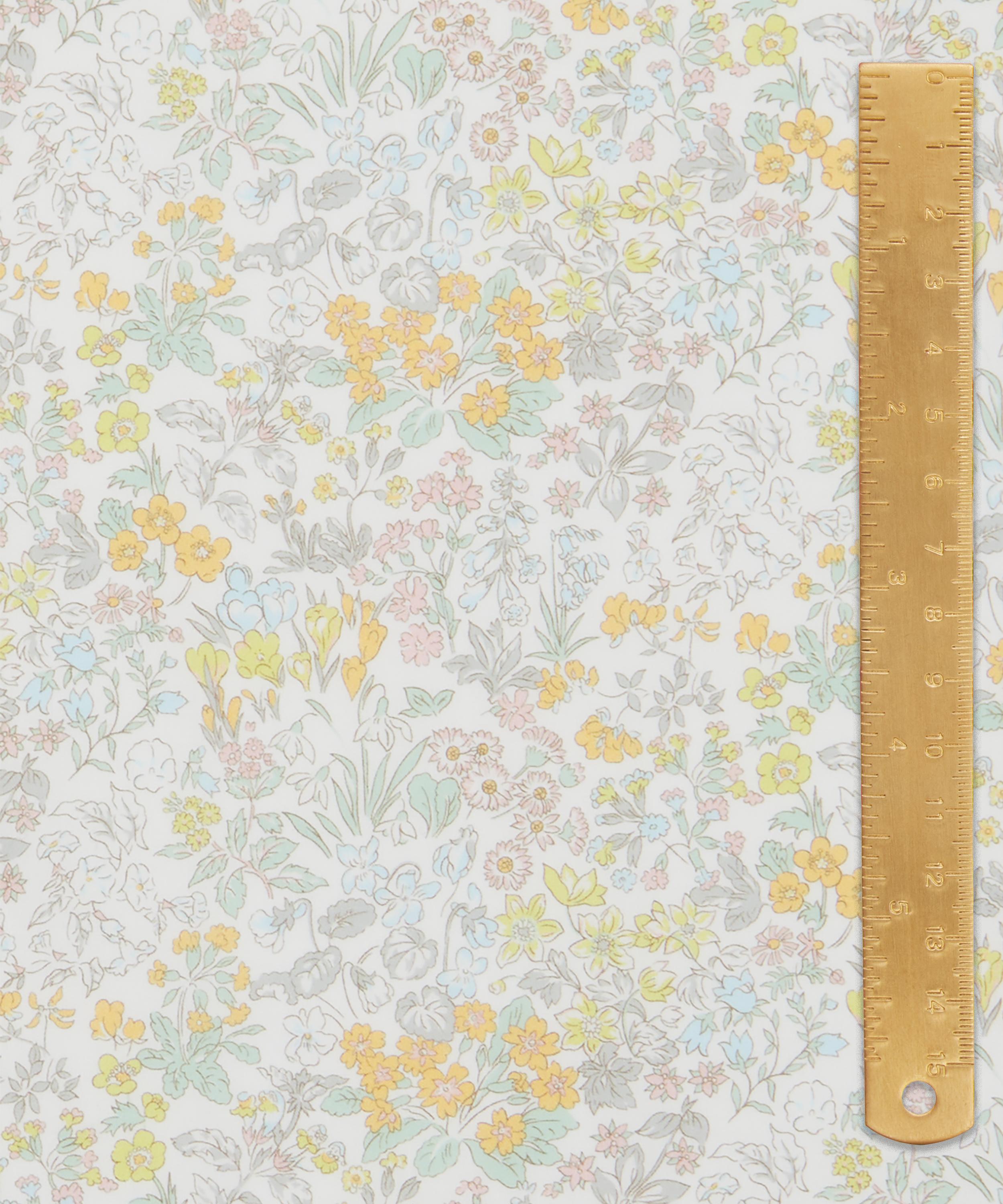 Liberty Fabrics - Spring Flowers Organic Tana Lawn™ Cotton image number 4