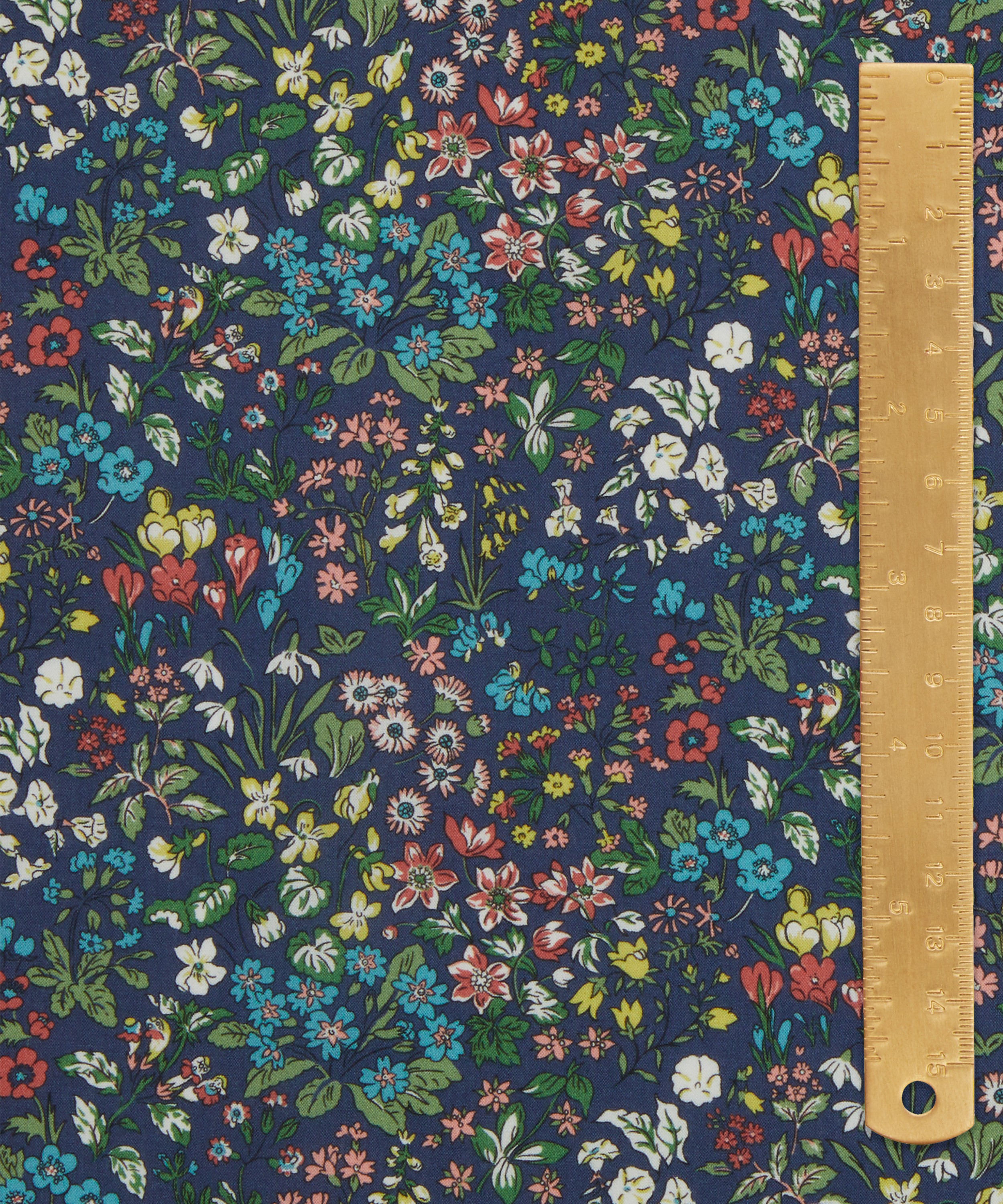 Liberty Fabrics - Spring Flowers Organic Tana Lawn™ Cotton image number 3
