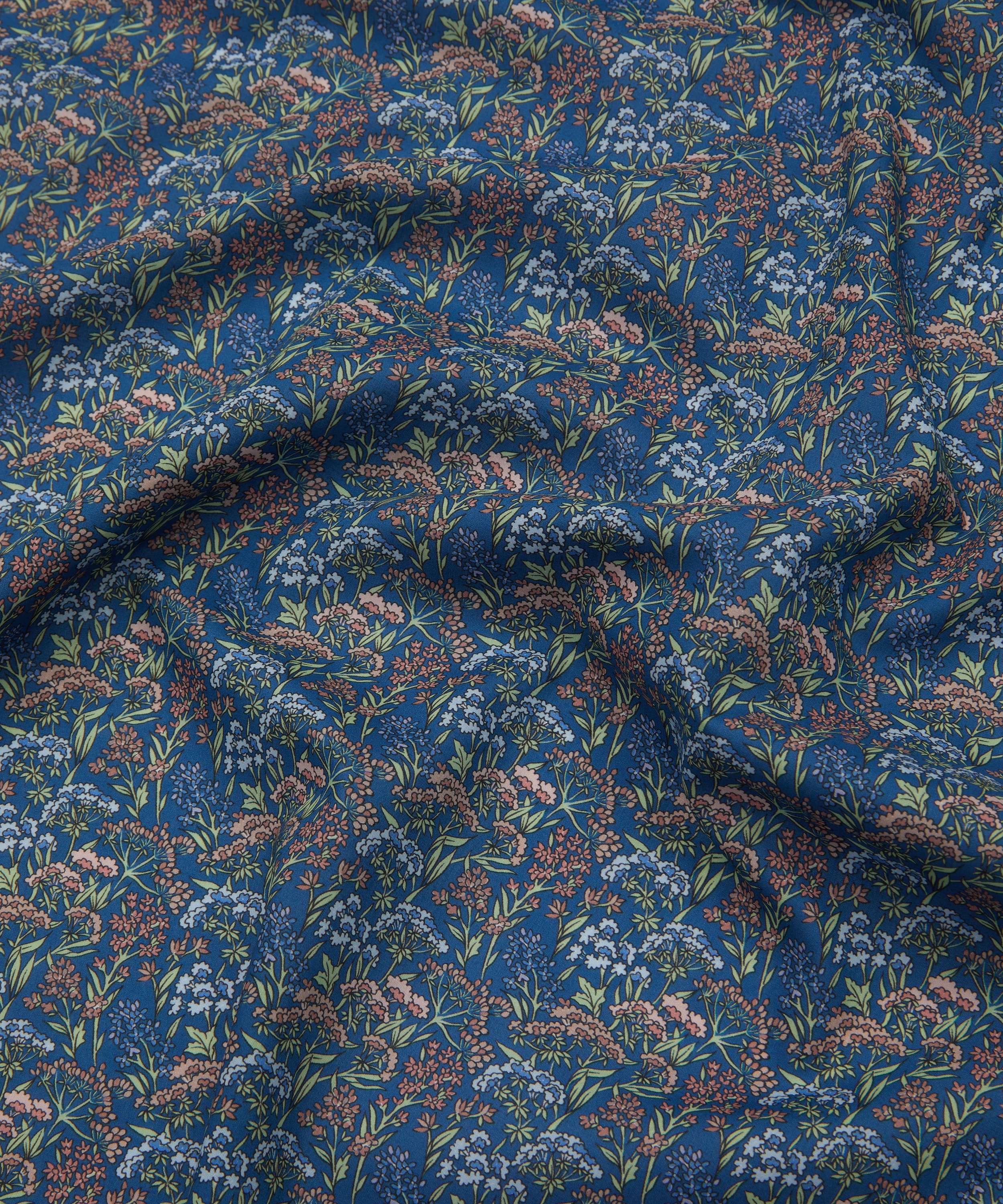 Liberty Fabrics - Lancashire Fields Organic Tana Lawn™ Cotton image number 3