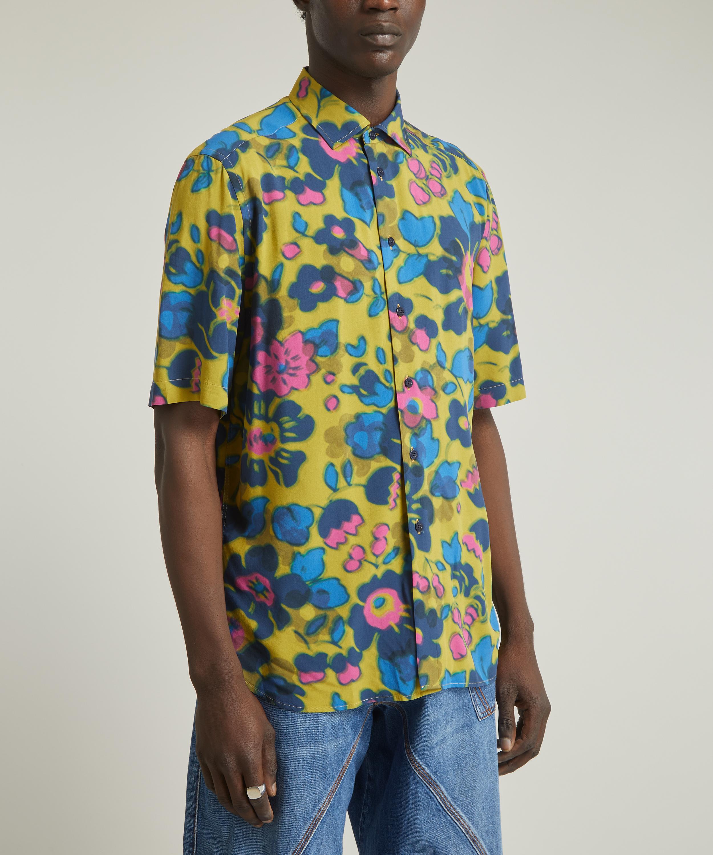 Liberty - A versatile easy to wear infusion of colour our new Fiesta shirt shakes-up heritage styles with its ultra casual fit. image number 2