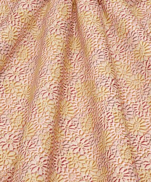 Liberty Fabrics - Dreaming Daisies Tana Lawn™ Cotton image number 2