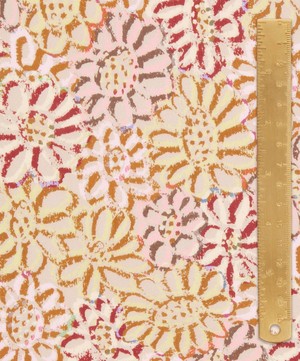Liberty Fabrics - Dreaming Daisies Tana Lawn™ Cotton image number 4