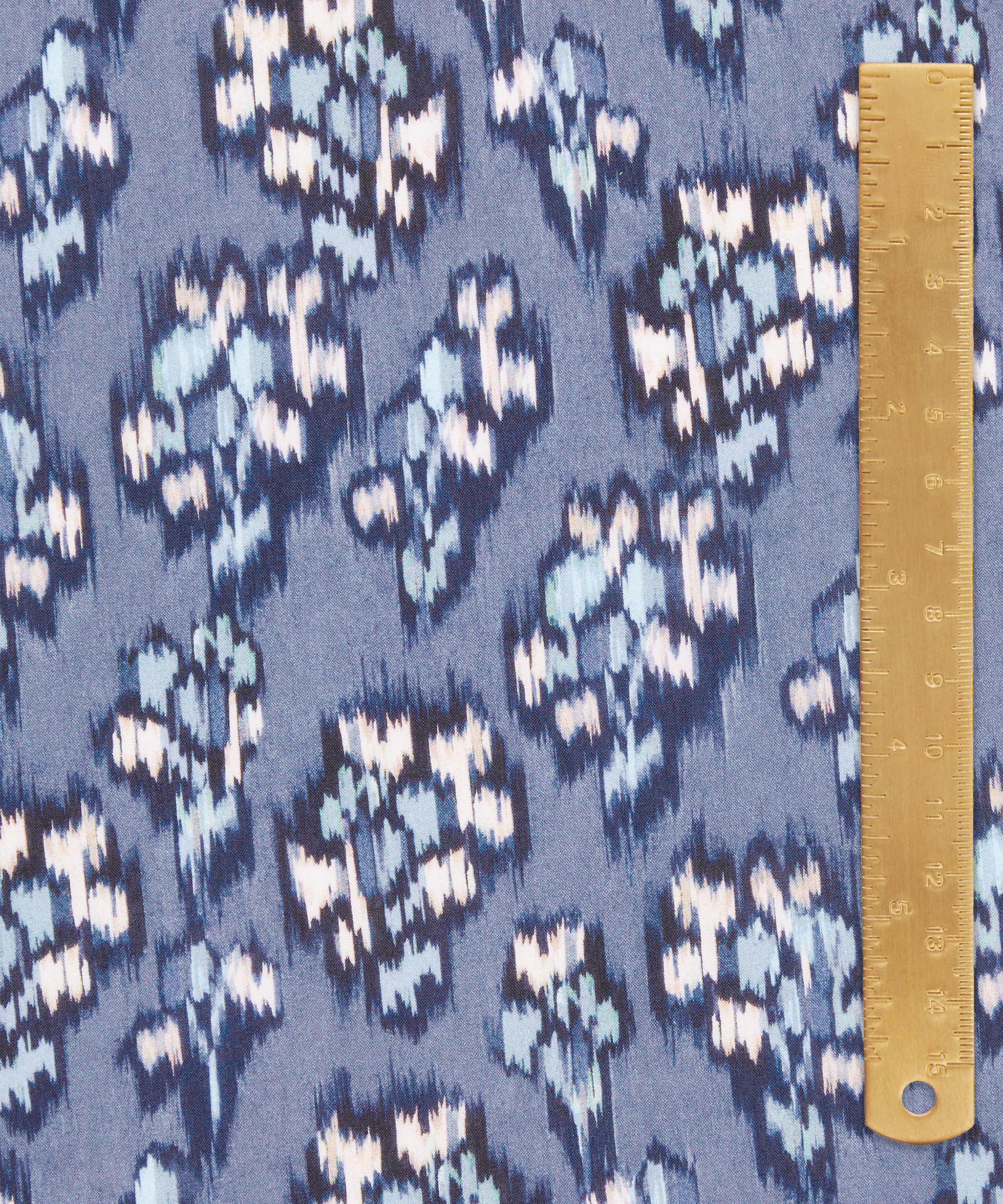 Liberty Fabrics - Tsumugi Tana Lawn™ Cotton image number 4