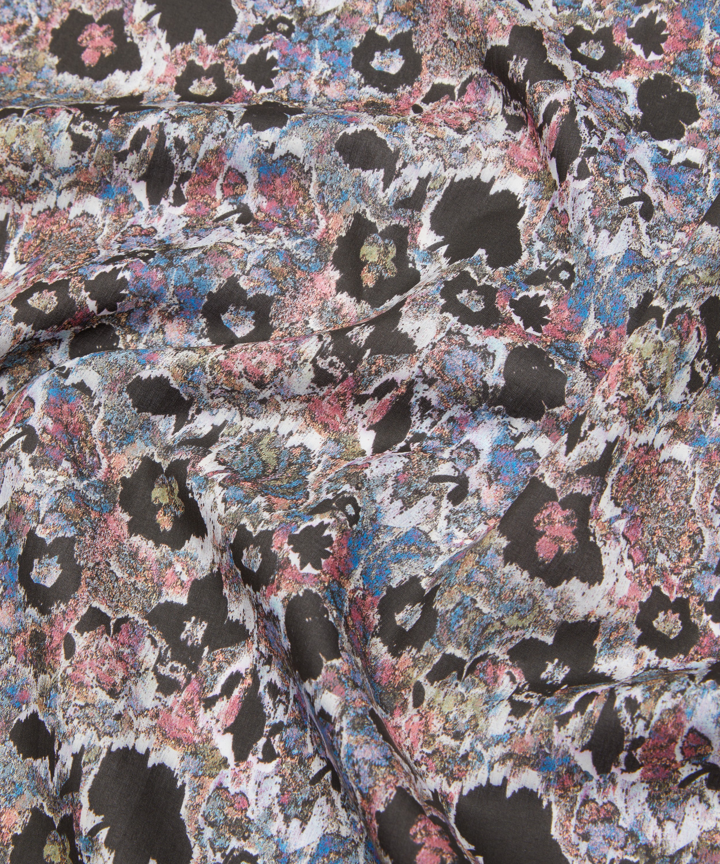Liberty Fabrics - Embellished Tana Lawn™ Cotton image number 3