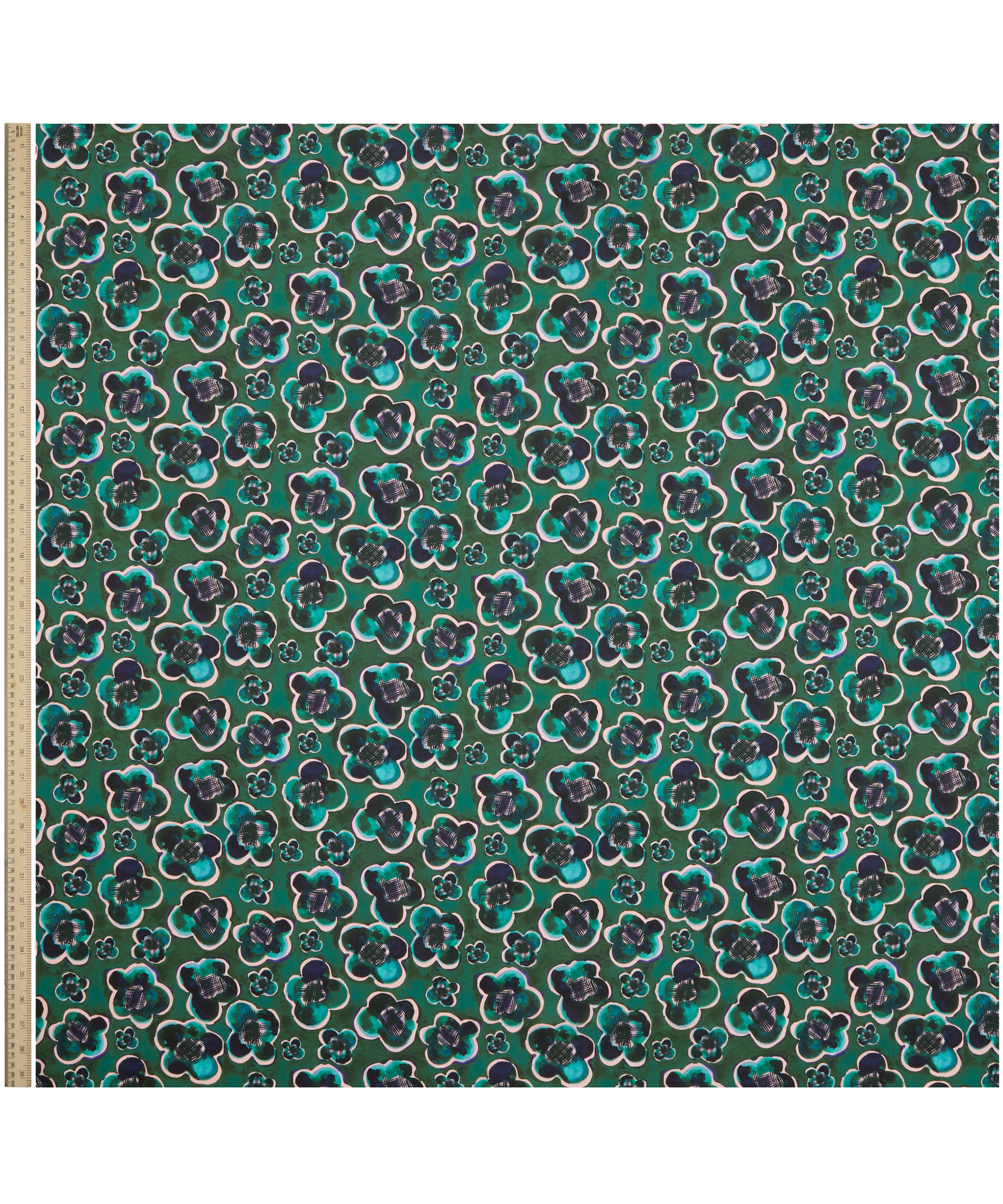 Liberty Fabrics - Tartan Blooms Tana Lawn™ Cotton image number 1