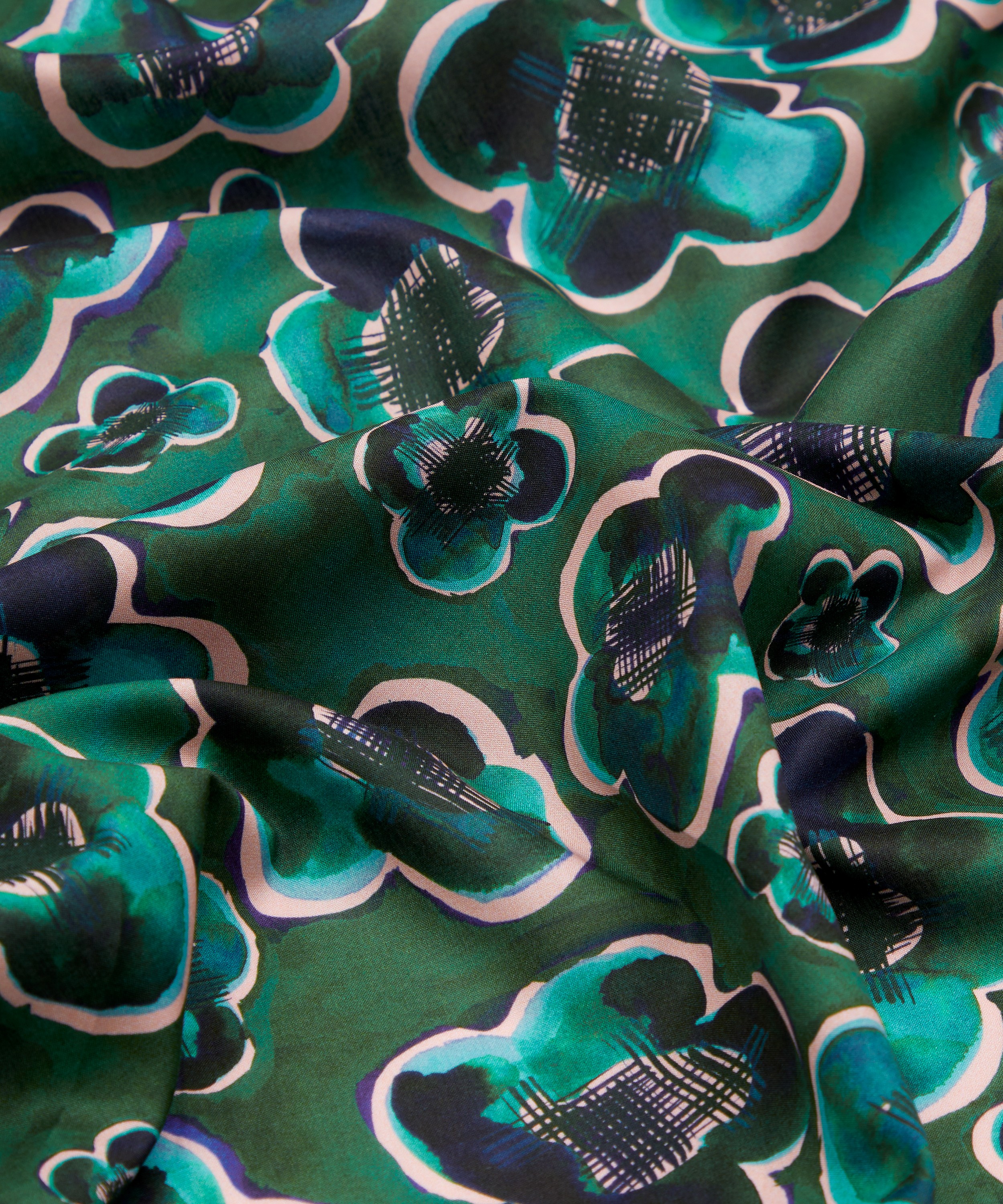 Liberty Fabrics - Tartan Blooms Tana Lawn™ Cotton image number 3