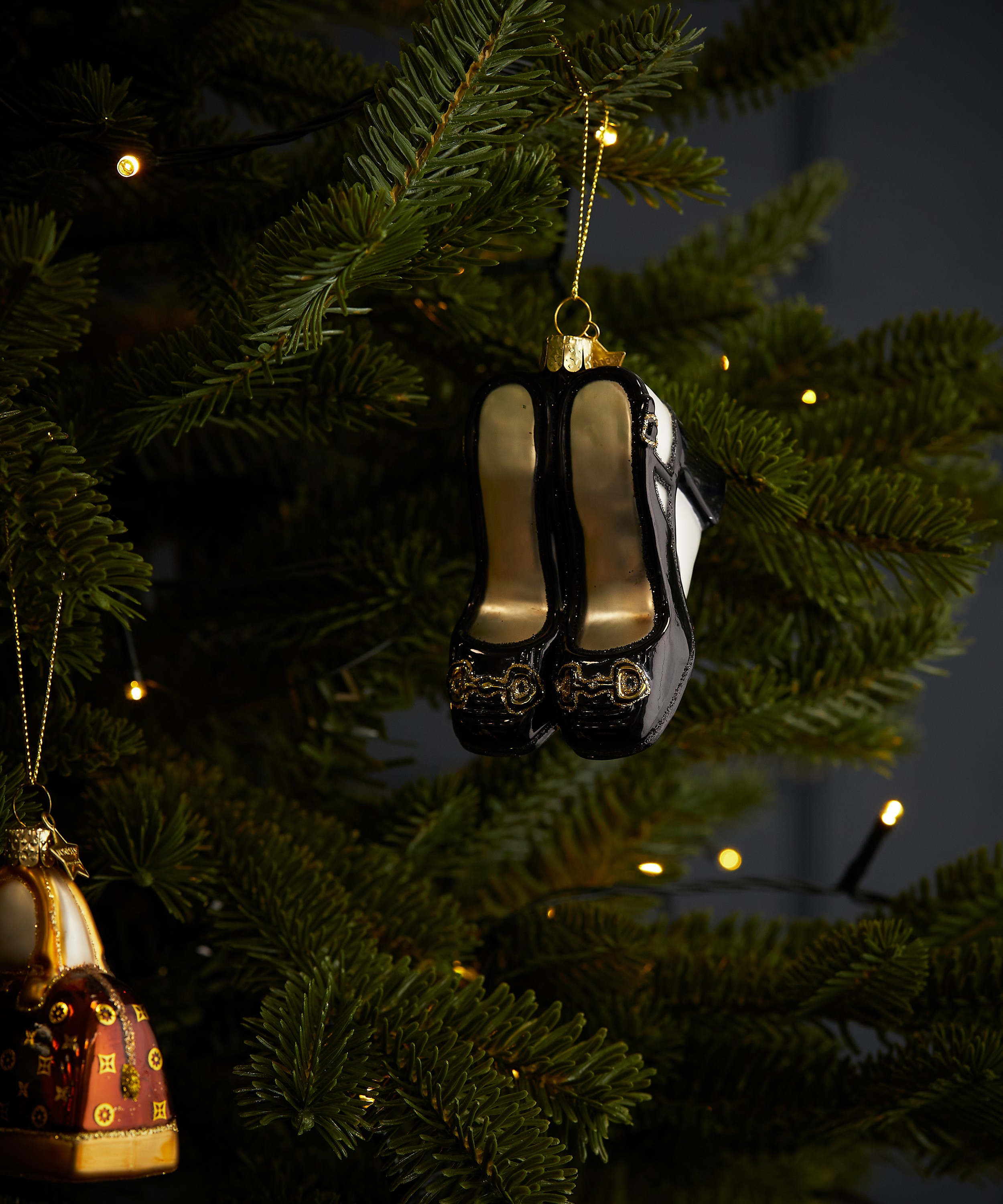 Christmas - Designer Slingback Heels Ornament image number 1