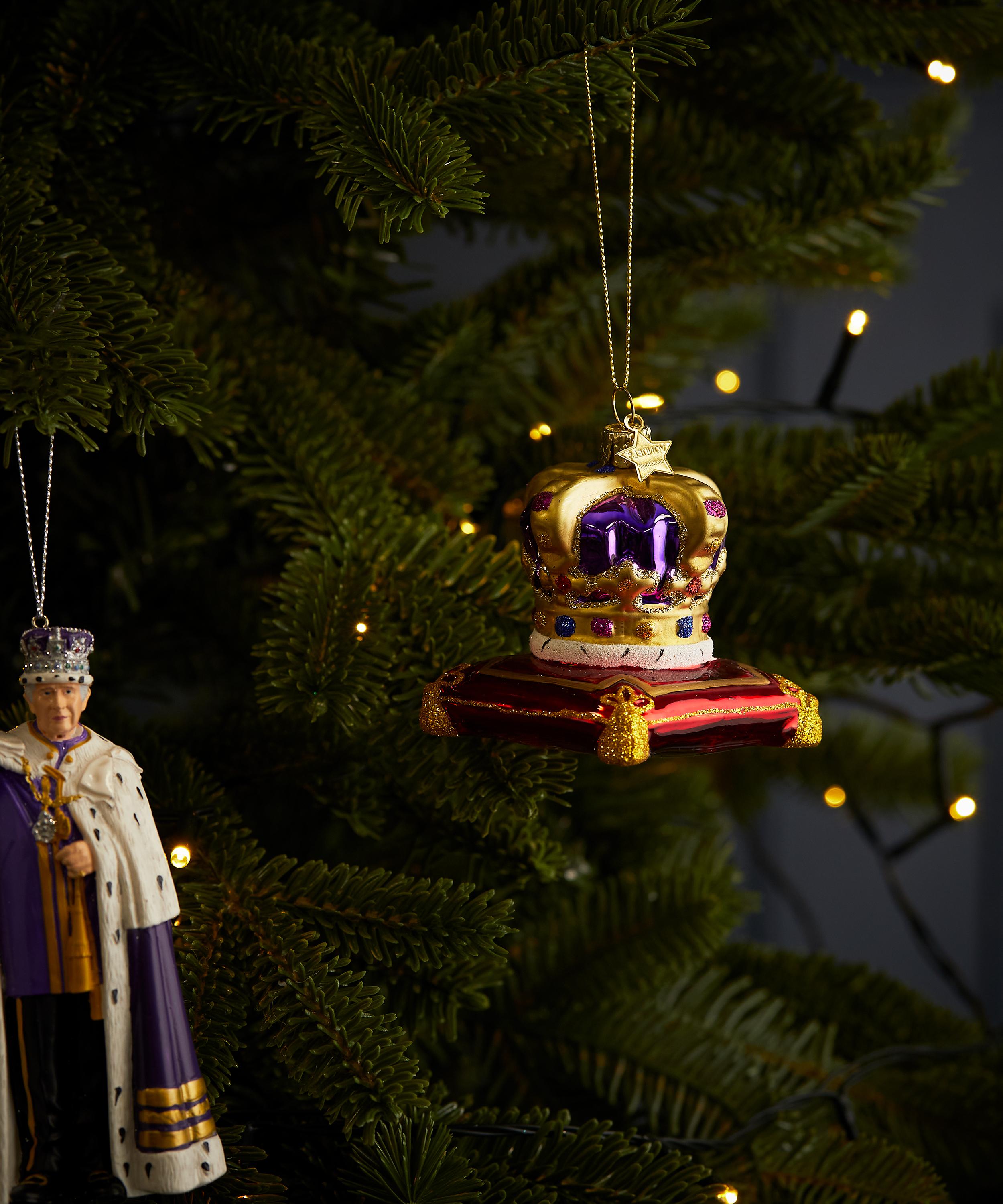 Christmas - British Crown Ornament image number 1