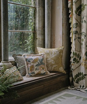 Liberty Interiors - Magical Plants Wycombe Linen in Lichen image number 2