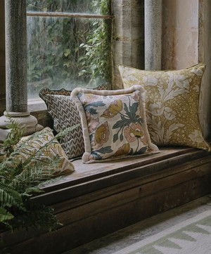 Liberty Interiors - Tudor Poppy Wycombe Linen in Yarrow image number 1