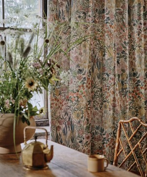 Liberty Interiors - Faria Flowers Wycombe Linen in Lichen image number 2
