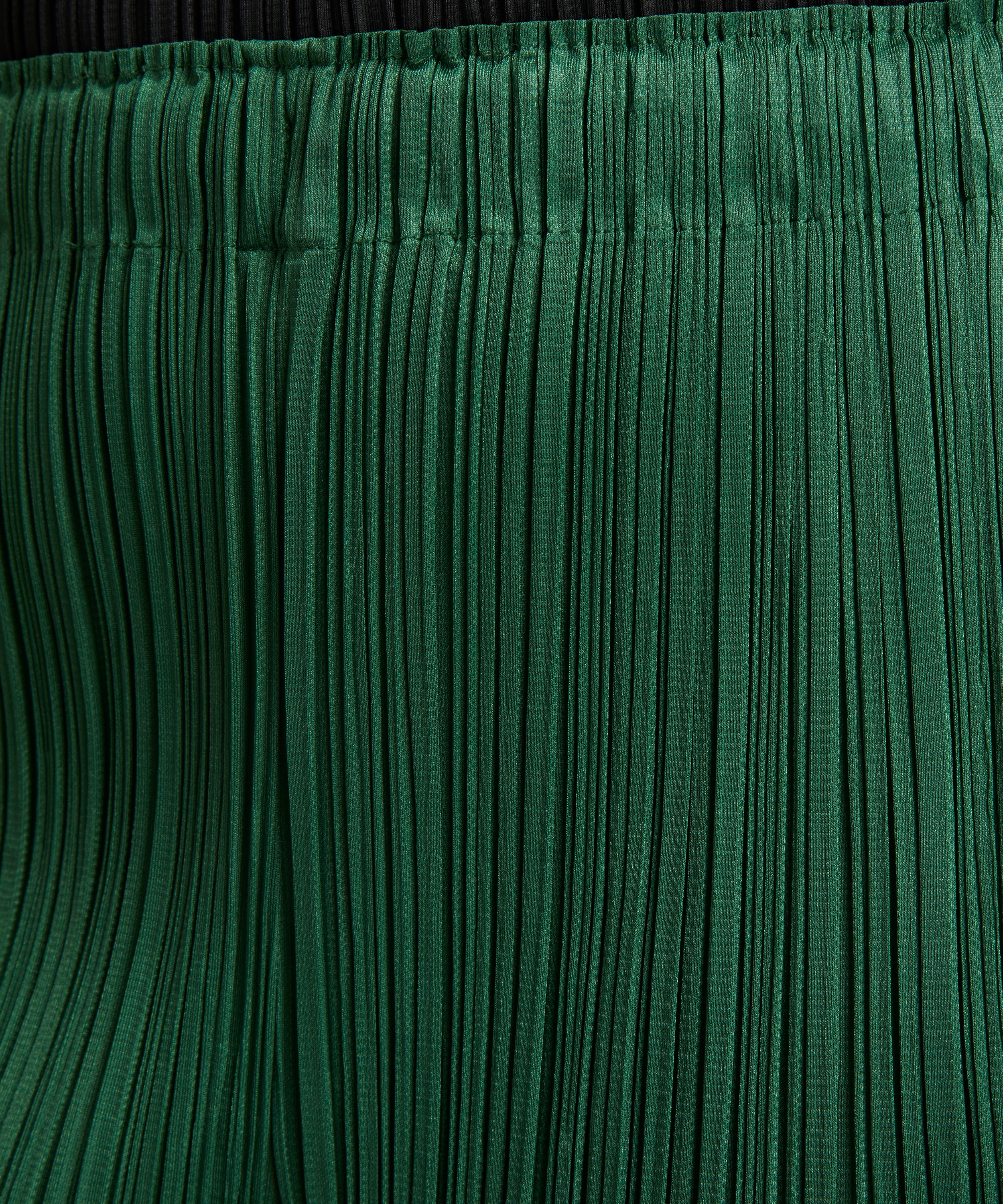 Pleats Please Issey Miyake - MONTHLY COLOURS FEBUARY Pleated Trousers image number 4