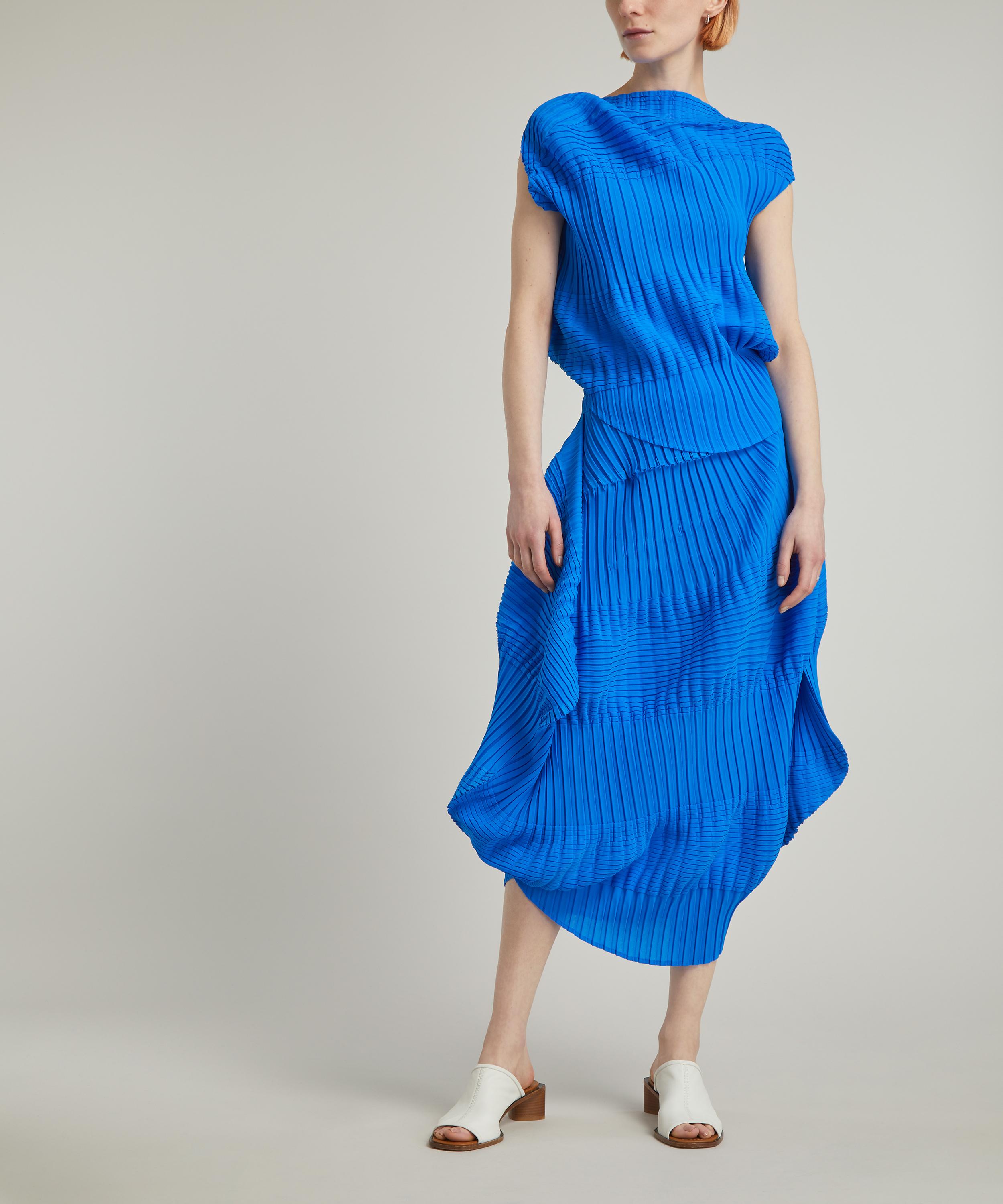 Issey Miyake - AERATE PLEATS Skirt image number 1